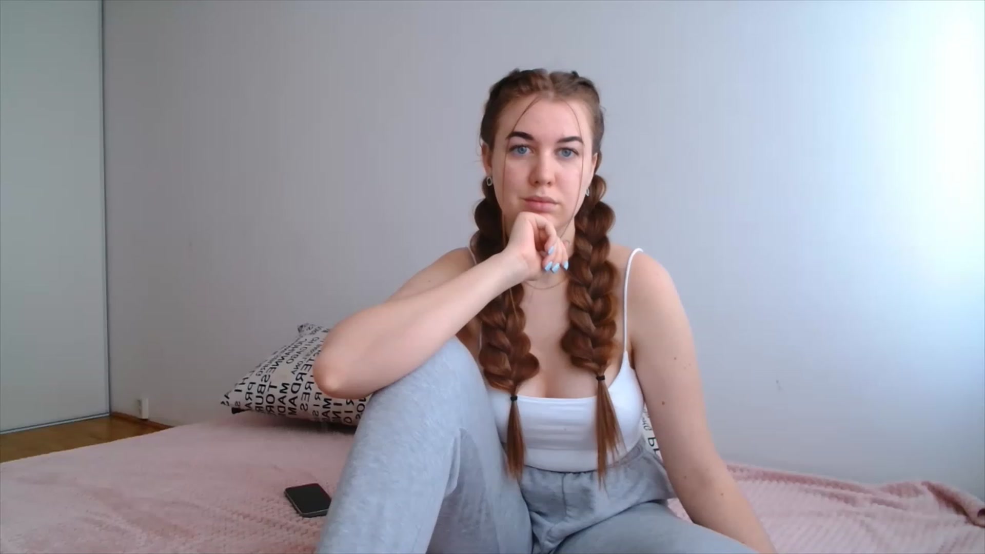 Gallery image thumbnail from IFlowersGirl's myfreecams stream on, 12/09/2022, 11:07 image 9 of 20