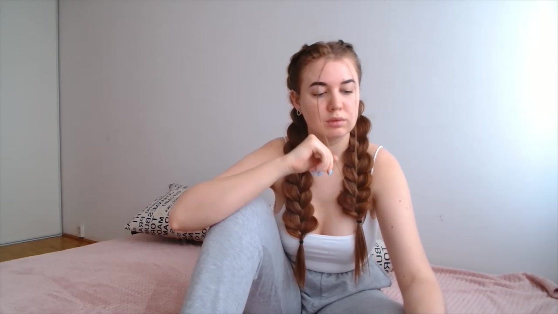 Gallery image thumbnail from IFlowersGirl's myfreecams stream on, 12/09/2022, 11:07 image 17 of 20