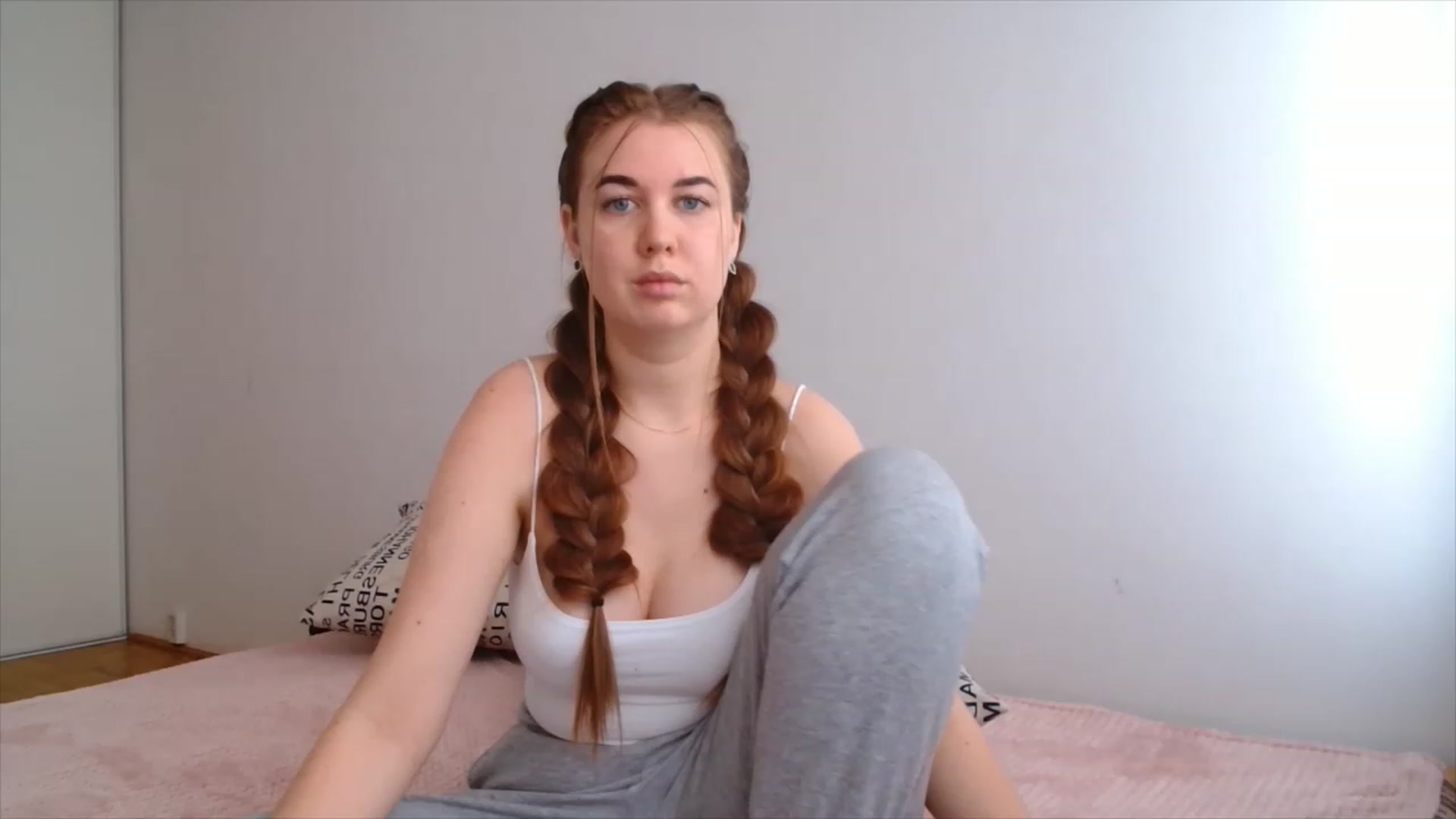 Gallery image thumbnail from IFlowersGirl's myfreecams stream on, 12/09/2022, 11:48 image 10 of 20