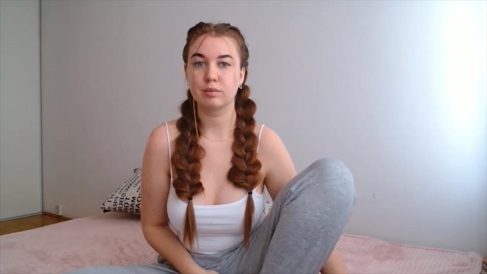 Gallery image thumbnail from IFlowersGirl's myfreecams stream on, 12/09/2022, 11:48 image 8 of 20