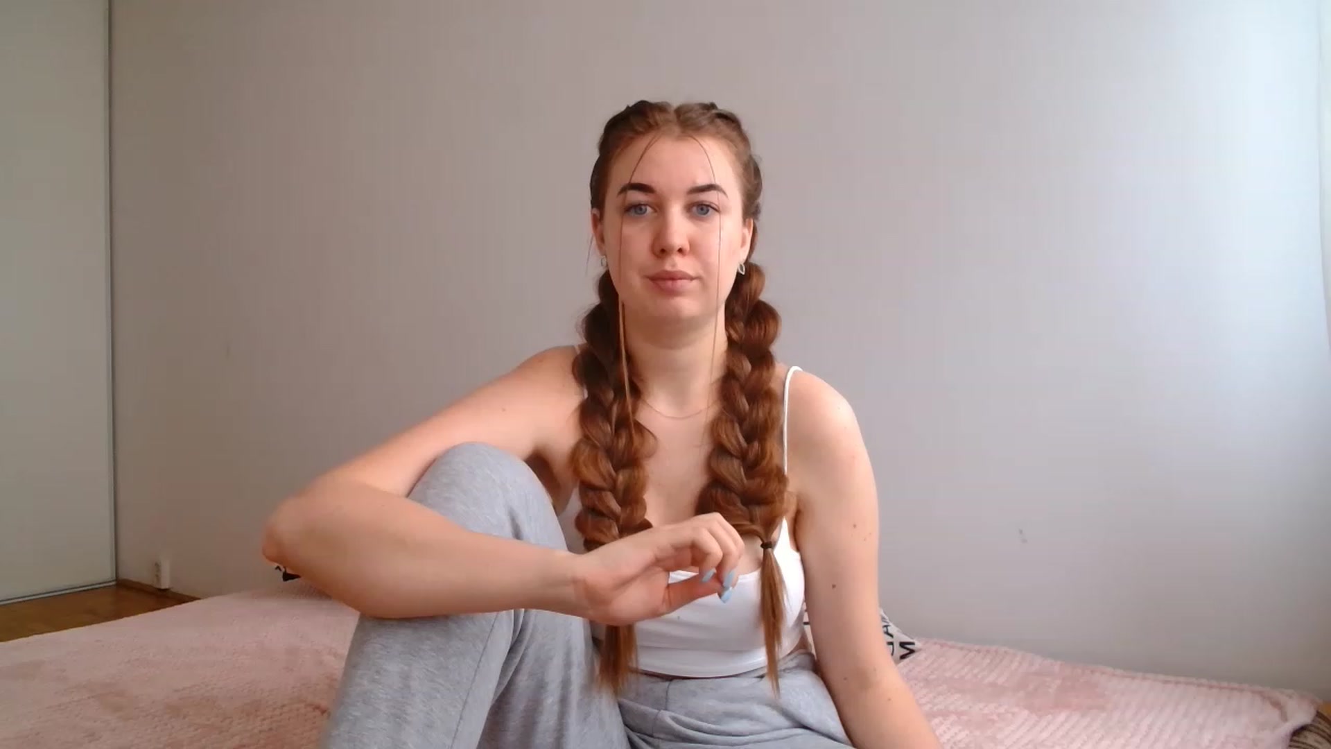Gallery image thumbnail from IFlowersGirl's myfreecams stream on, 12/09/2022, 12:06 image 8 of 20