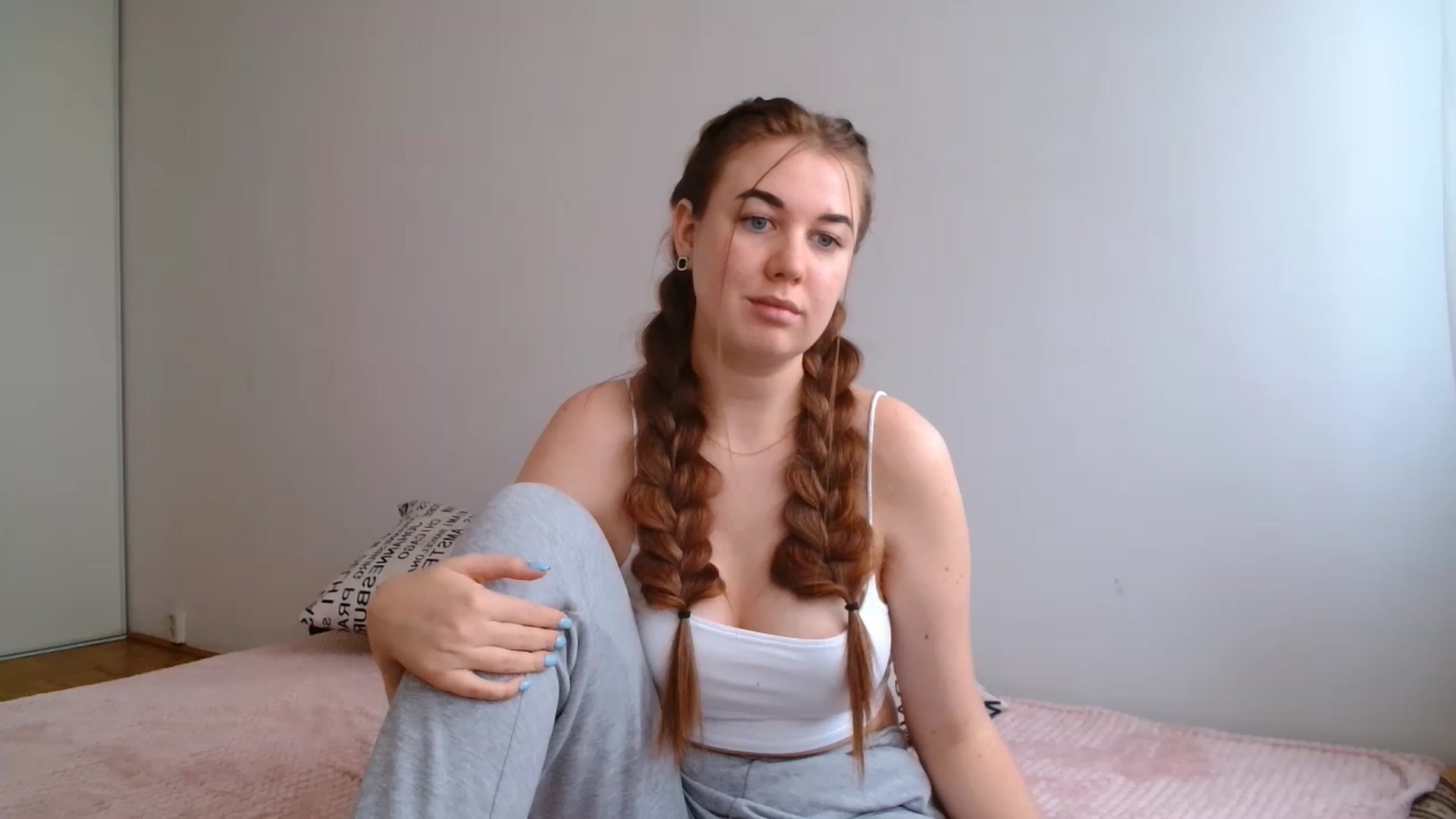 Gallery image thumbnail from IFlowersGirl's myfreecams stream on, 12/09/2022, 12:06 image 16 of 20