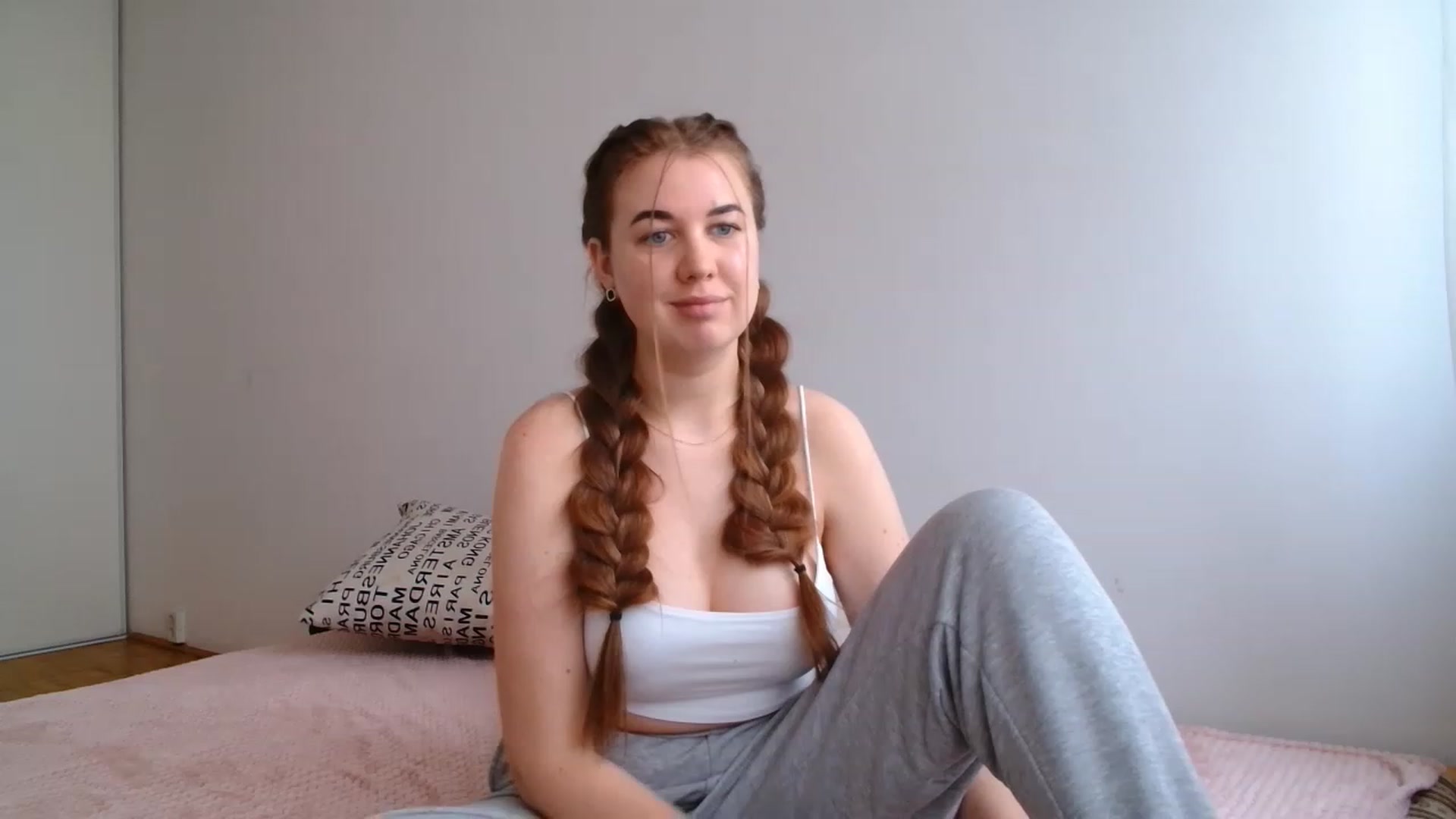 Gallery image thumbnail from IFlowersGirl's myfreecams stream on, 12/09/2022, 12:06 image 17 of 20