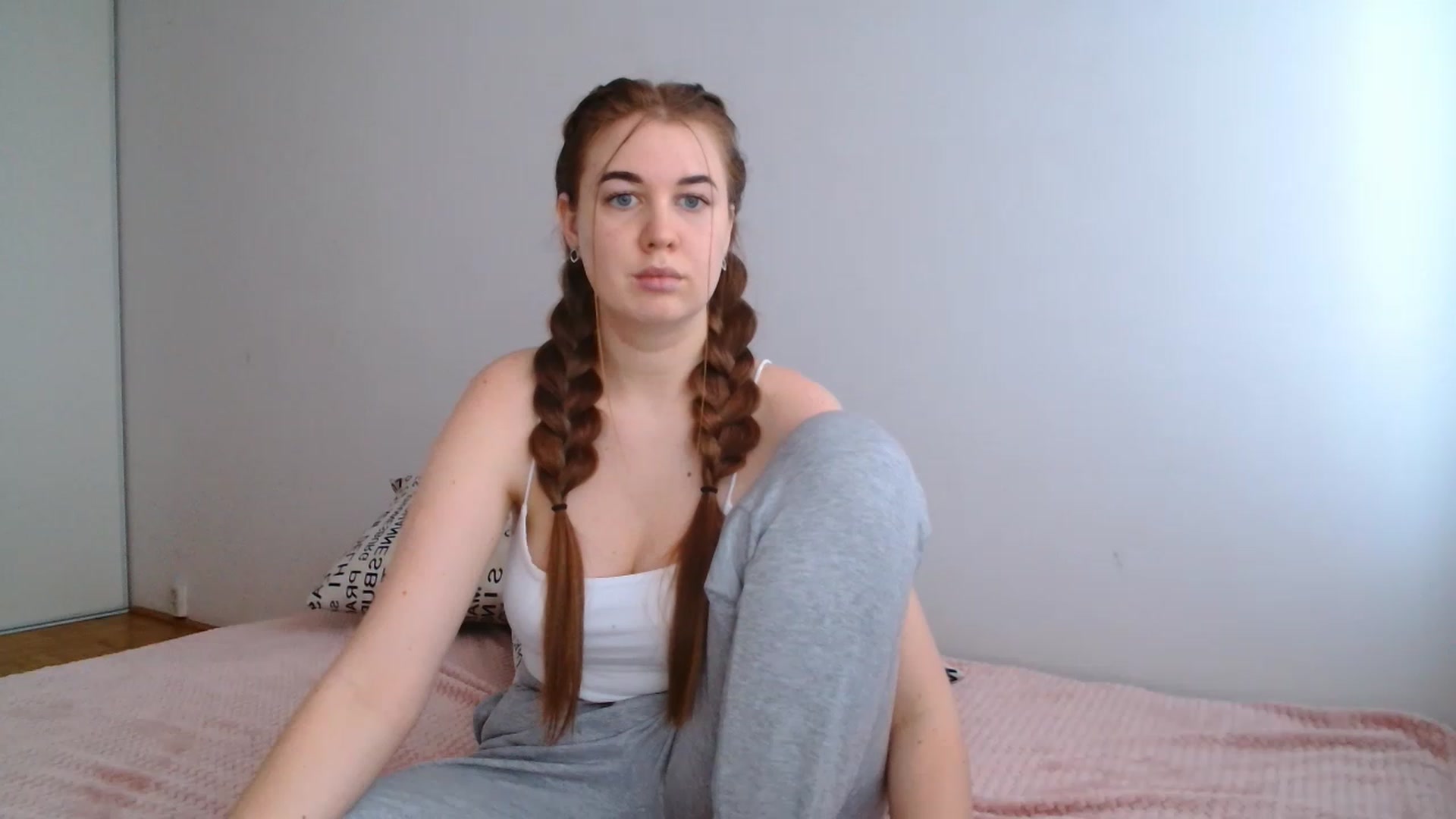 Gallery image thumbnail from IFlowersGirl's myfreecams stream on, 12/09/2022, 13:16 image 2 of 20