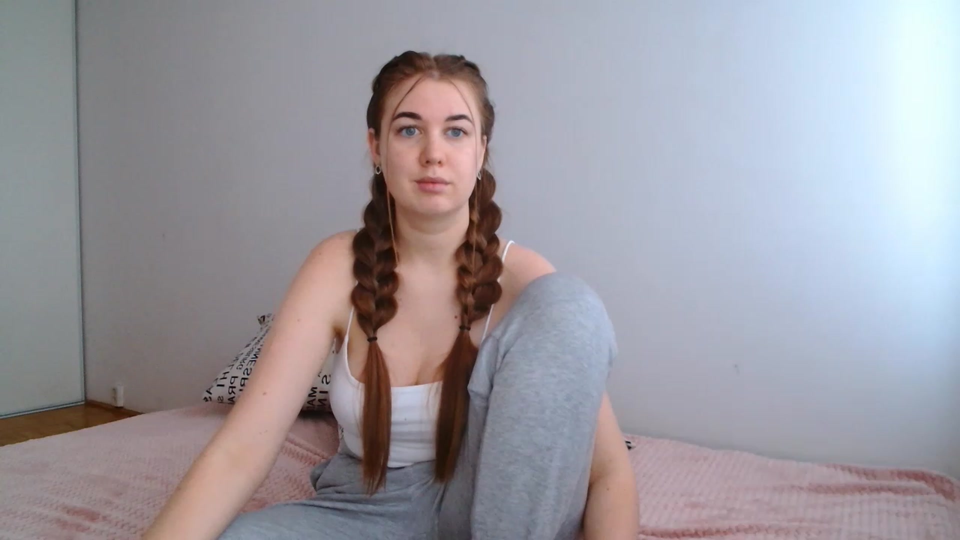 Gallery image thumbnail from IFlowersGirl's myfreecams stream on, 12/09/2022, 13:16 image 5 of 20
