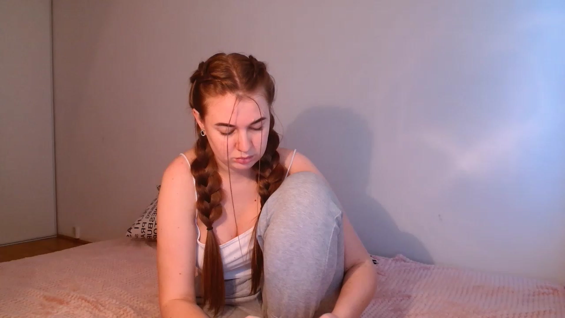 Gallery image thumbnail from IFlowersGirl's myfreecams stream on, 12/09/2022, 13:35 image 3 of 20