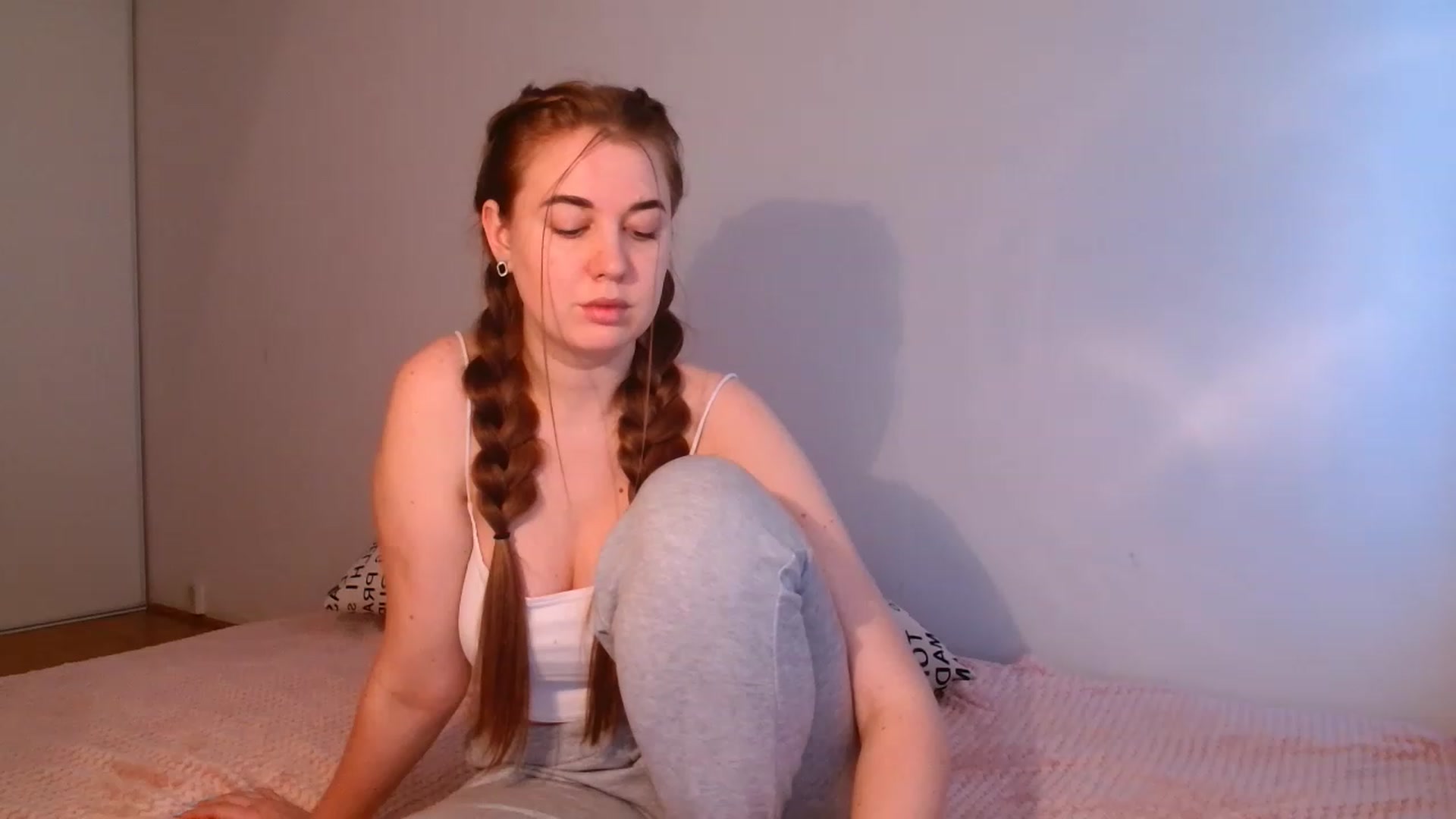 Gallery image thumbnail from IFlowersGirl's myfreecams stream on, 12/09/2022, 13:35 image 1 of 20
