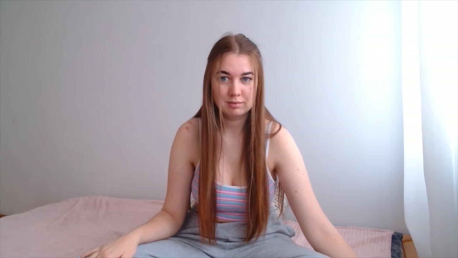 Gallery image thumbnail from IFlowersGirl's myfreecams stream on, 12/11/2022, 09:37 image 5 of 20