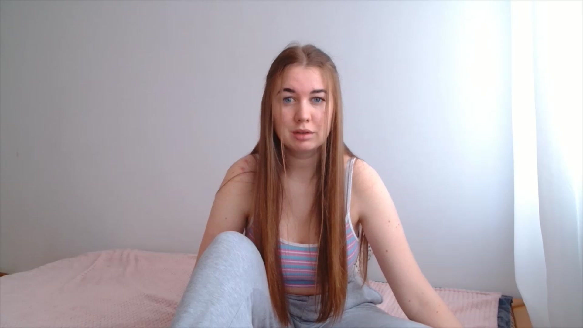 Gallery image thumbnail from IFlowersGirl's myfreecams stream on, 12/11/2022, 09:37 image 10 of 20