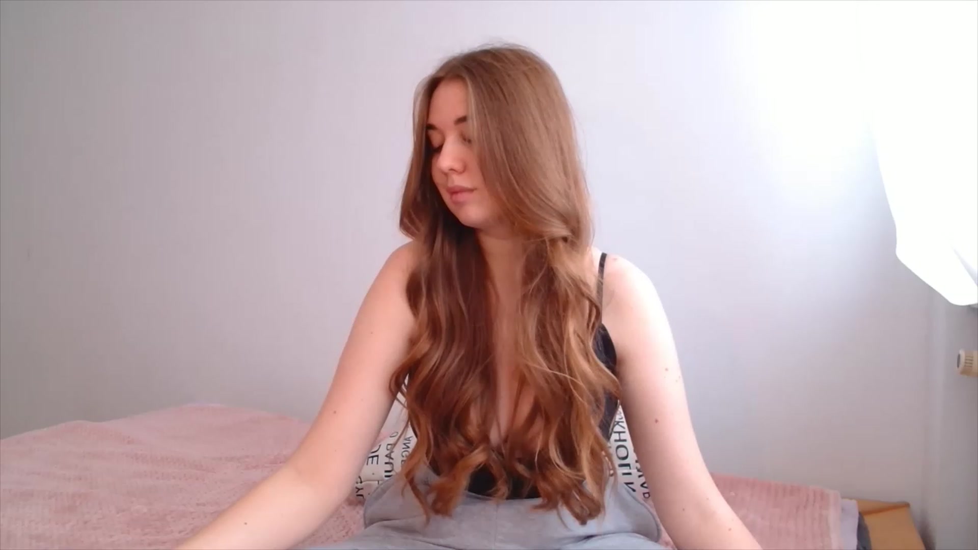 Gallery image thumbnail from IFlowersGirl's myfreecams stream on, 12/16/2022, 12:08 image 9 of 20