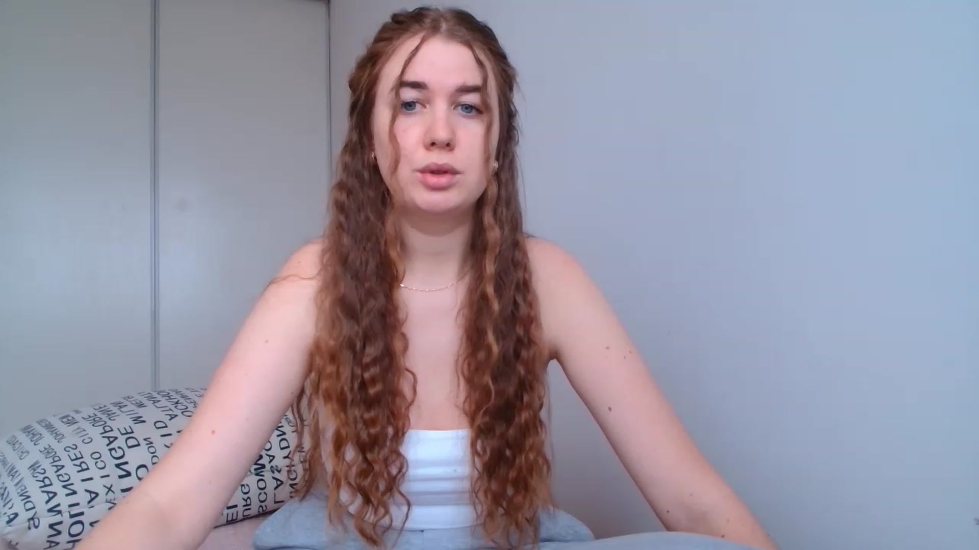 Gallery image thumbnail from IFlowersGirl's myfreecams stream on, 12/21/2022, 11:42 image 7 of 20