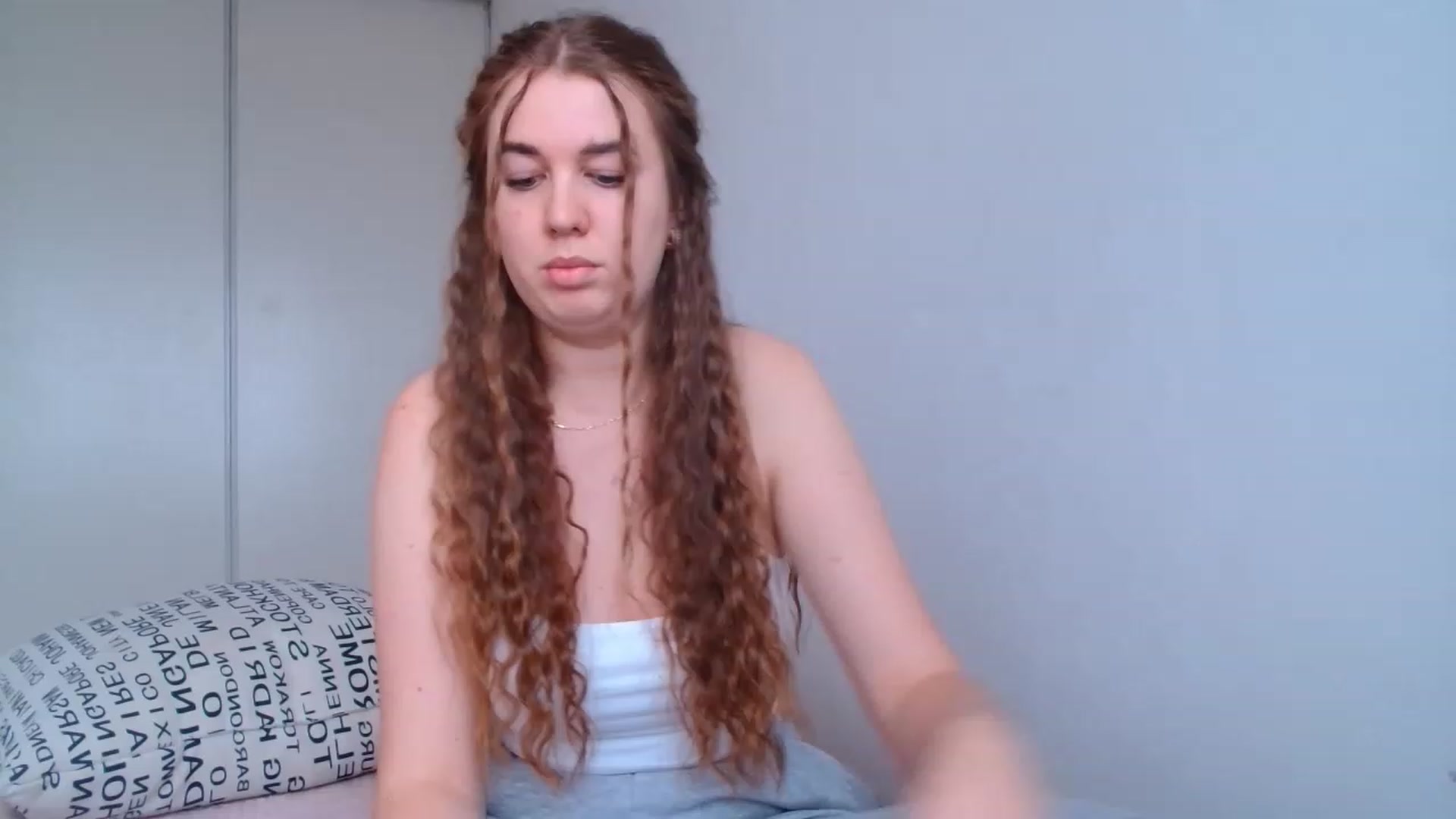 Gallery image thumbnail from IFlowersGirl's myfreecams stream on, 12/21/2022, 11:42 image 19 of 20