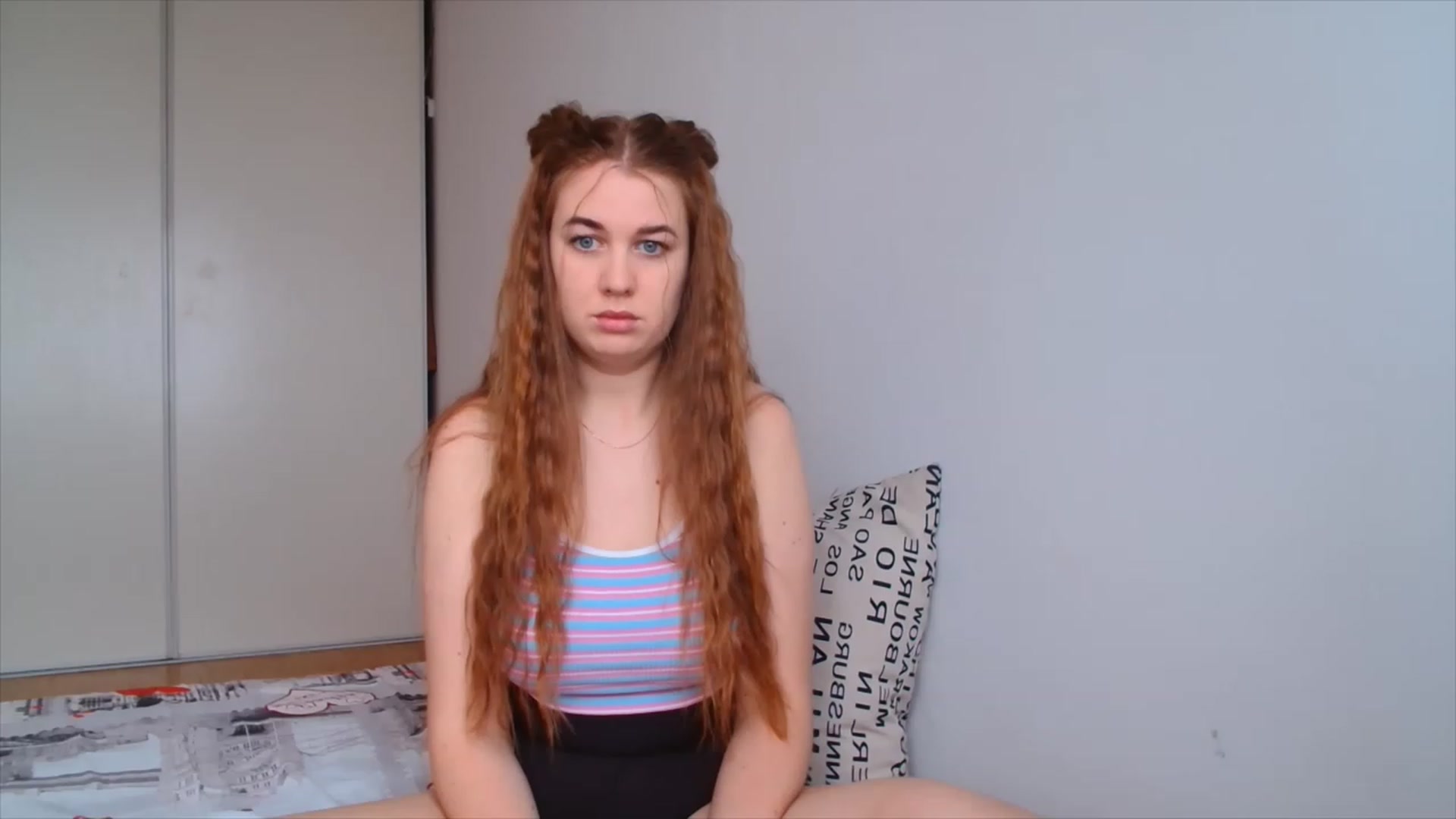Gallery image thumbnail from IFlowersGirl's myfreecams stream on, 12/22/2022, 10:47 image 5 of 20