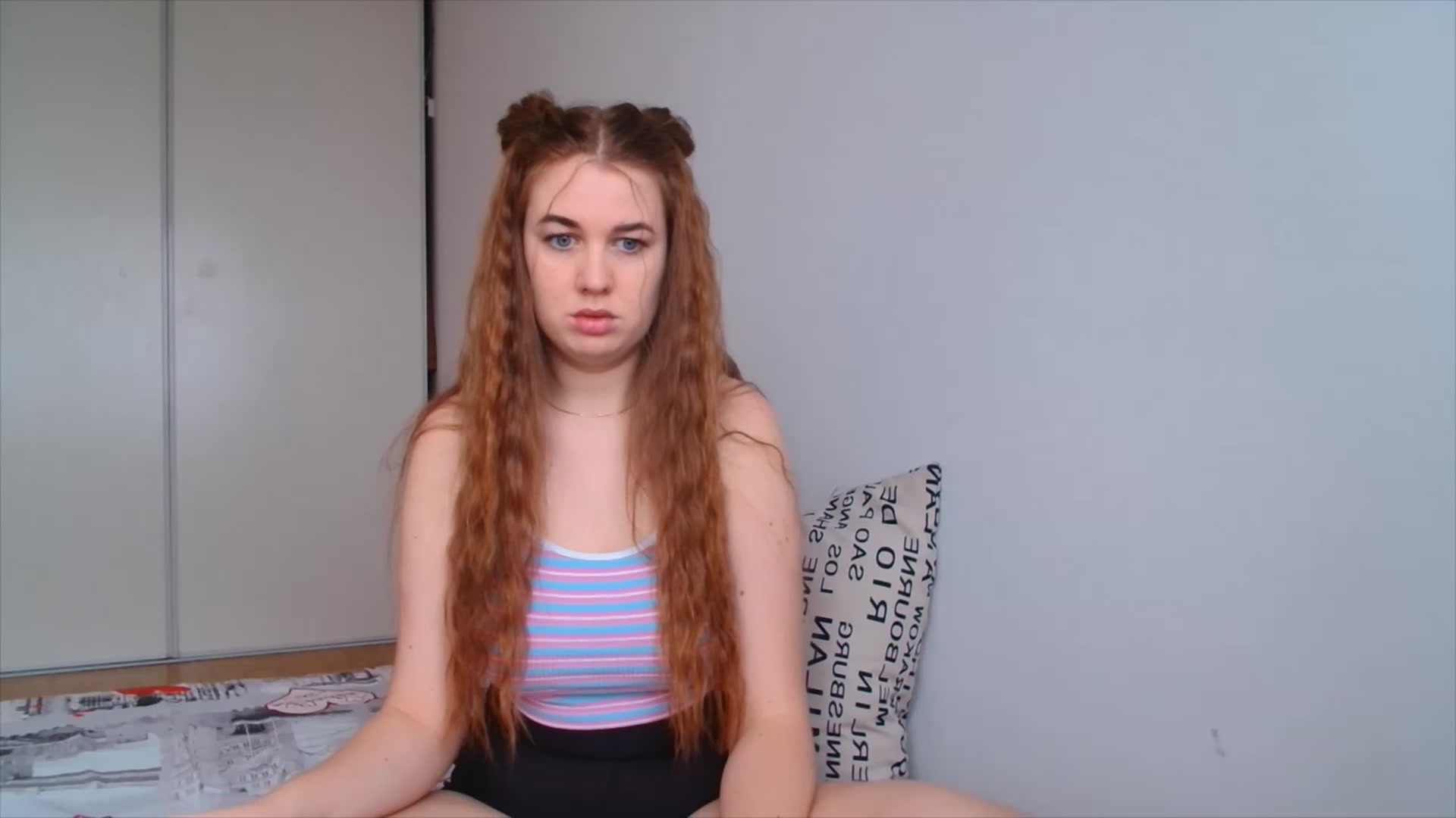 Gallery image thumbnail from IFlowersGirl's myfreecams stream on, 12/22/2022, 10:47 image 4 of 20
