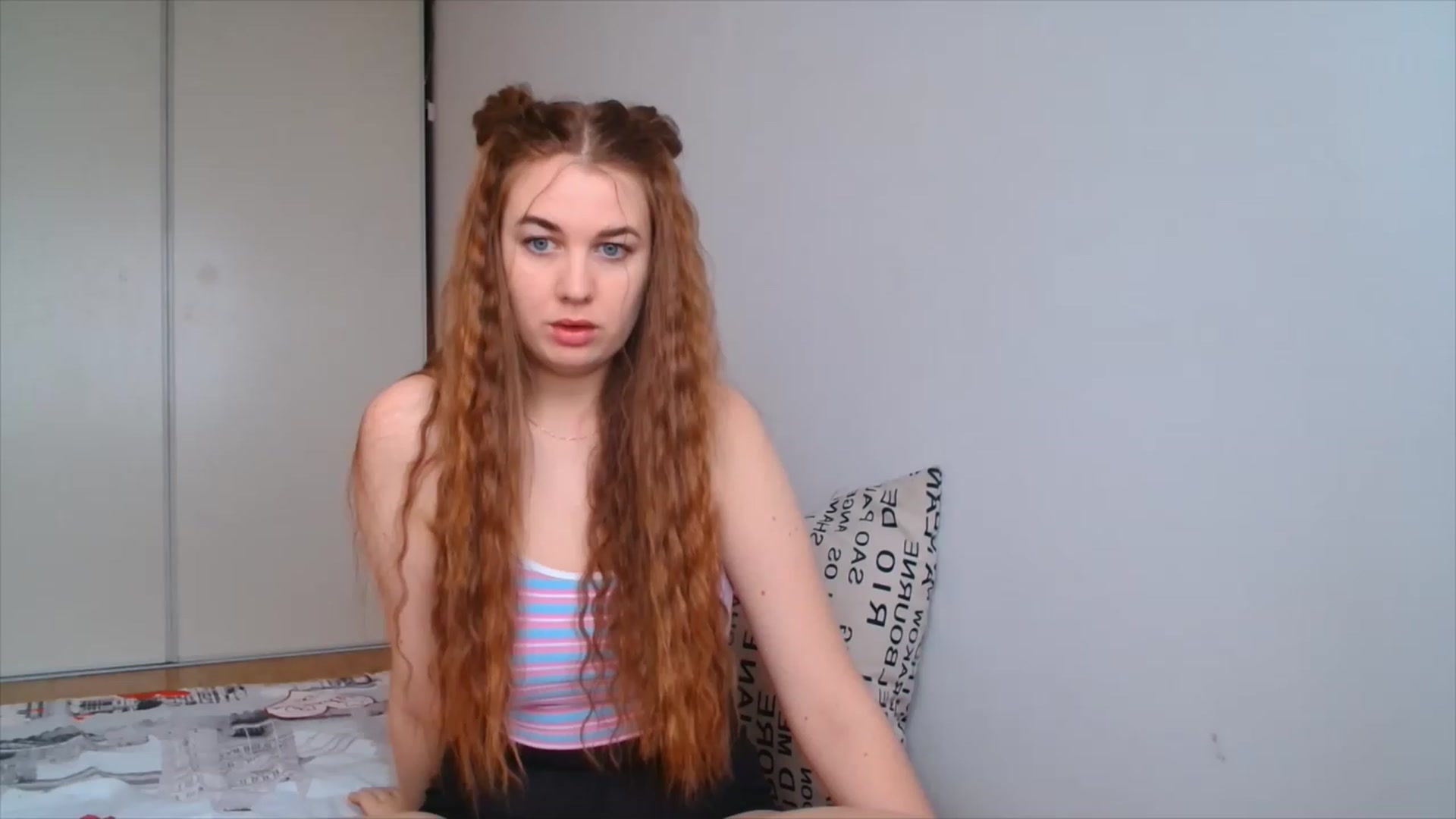 Gallery image thumbnail from IFlowersGirl's myfreecams stream on, 12/22/2022, 10:47 image 16 of 20