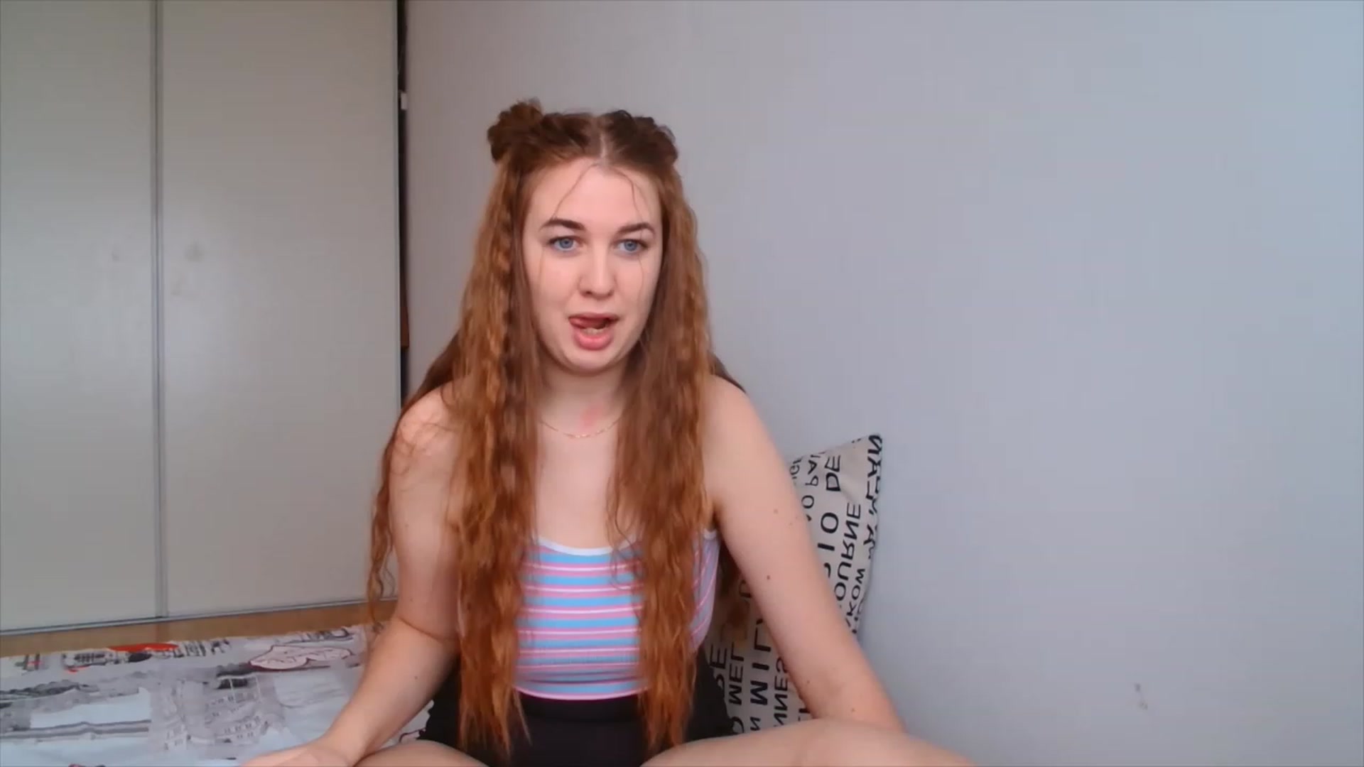 Gallery image thumbnail from IFlowersGirl's myfreecams stream on, 12/22/2022, 10:47 image 10 of 20