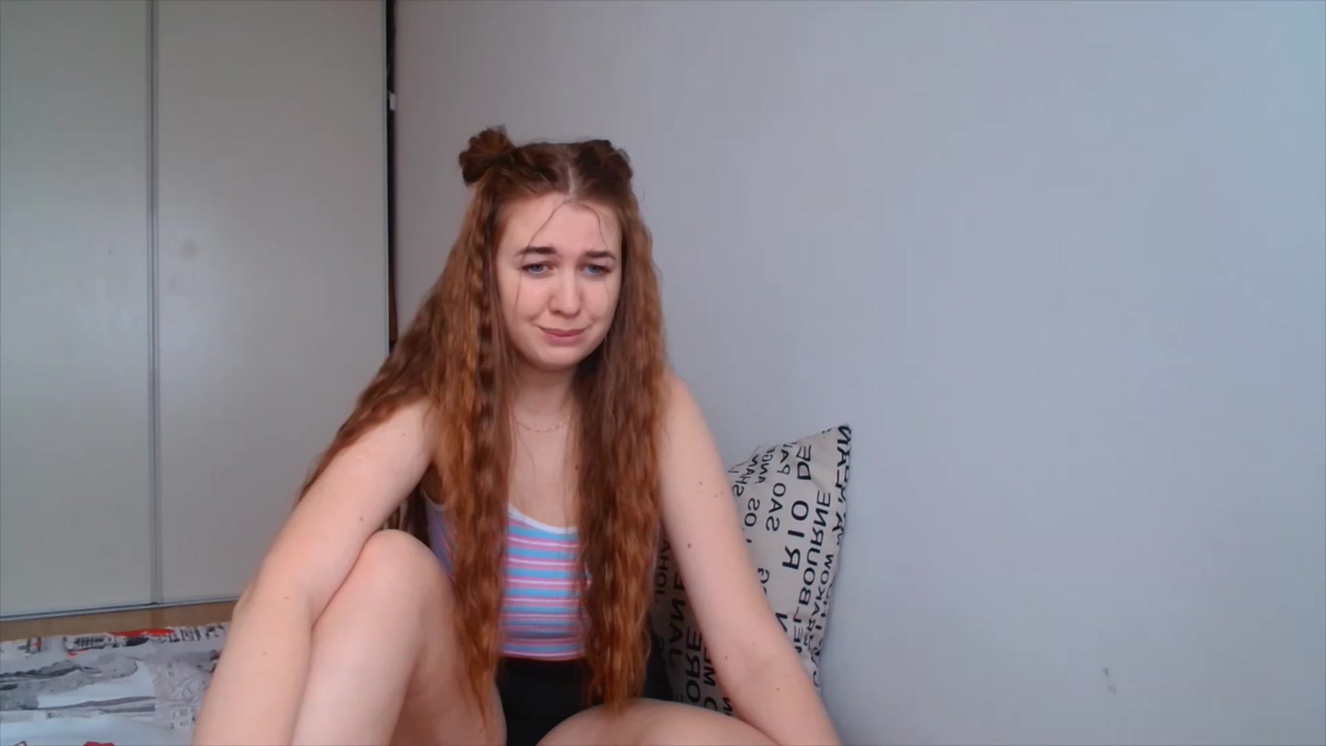 Gallery image thumbnail from IFlowersGirl's myfreecams stream on, 12/22/2022, 11:17 image 9 of 20