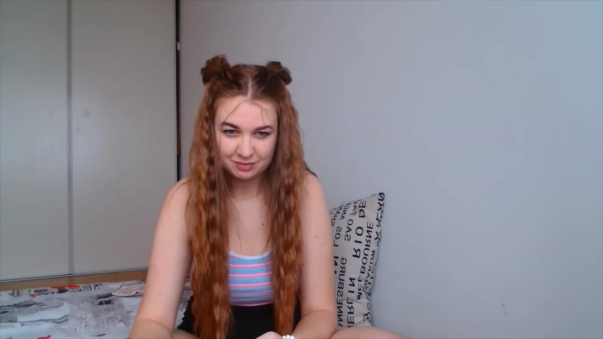 Gallery image thumbnail from IFlowersGirl's myfreecams stream on, 12/22/2022, 11:17 image 17 of 20