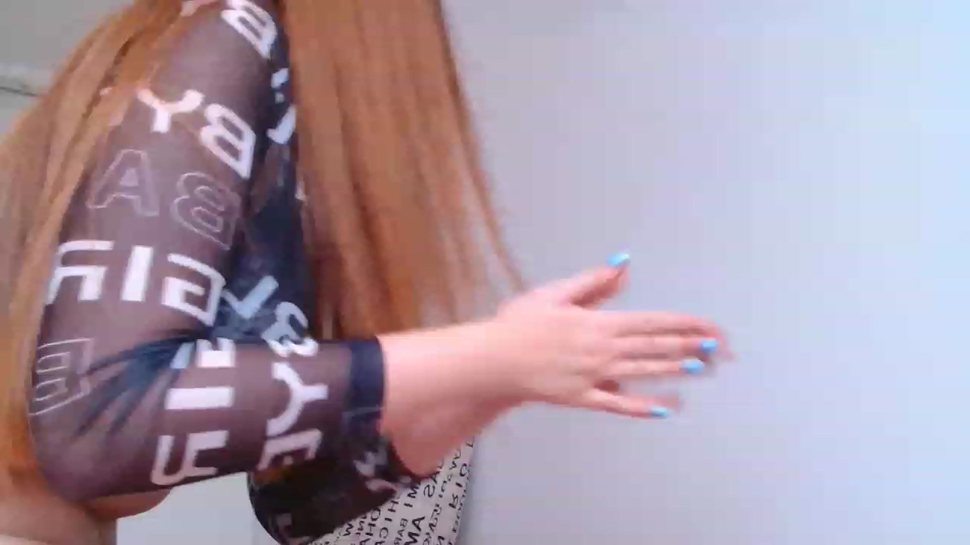Gallery image thumbnail from IFlowersGirl's myfreecams stream on, 12/23/2022, 12:10 image 15 of 20