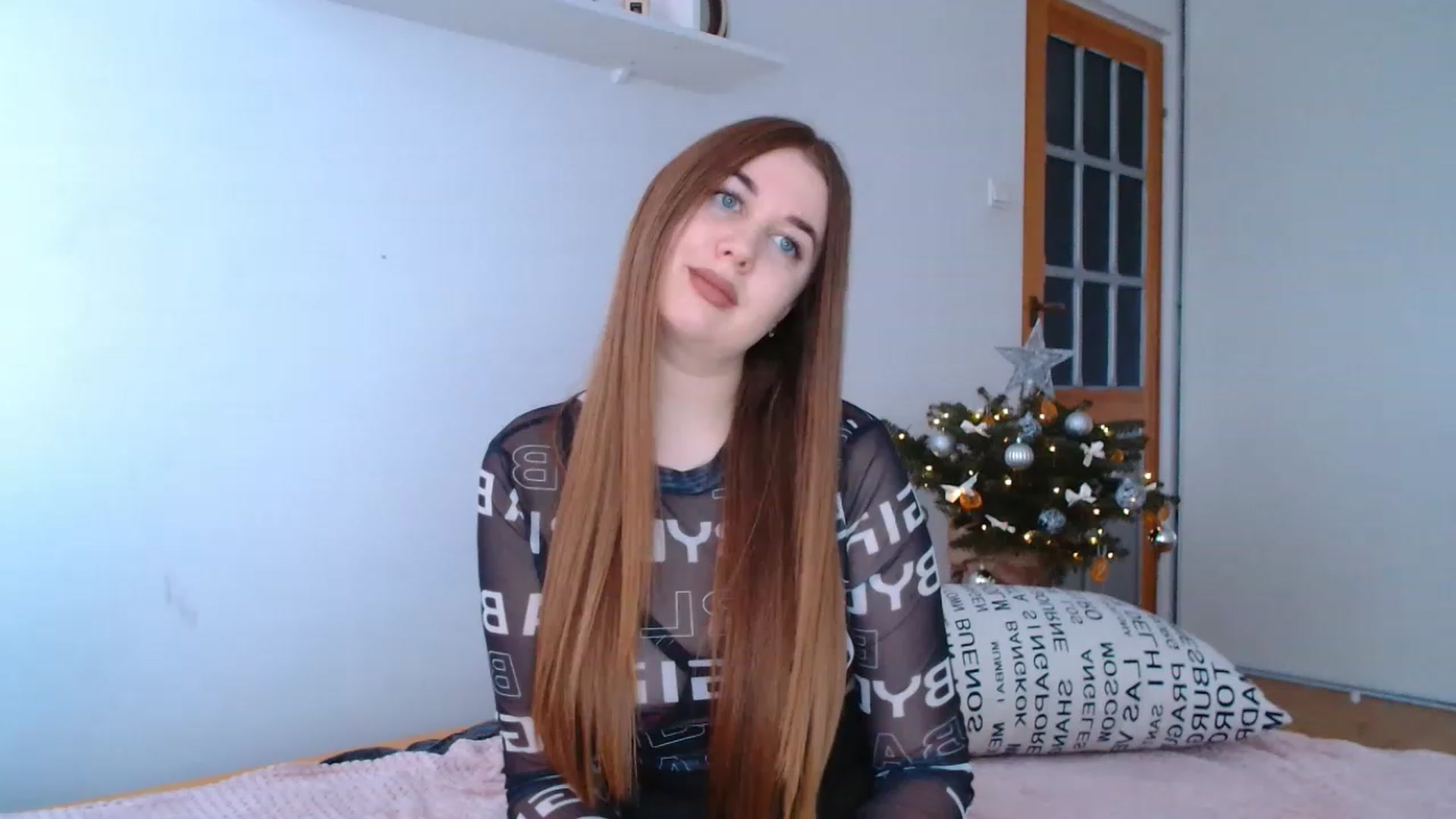 Gallery image thumbnail from IFlowersGirl's myfreecams stream on, 12/25/2022, 13:45 image 20 of 20