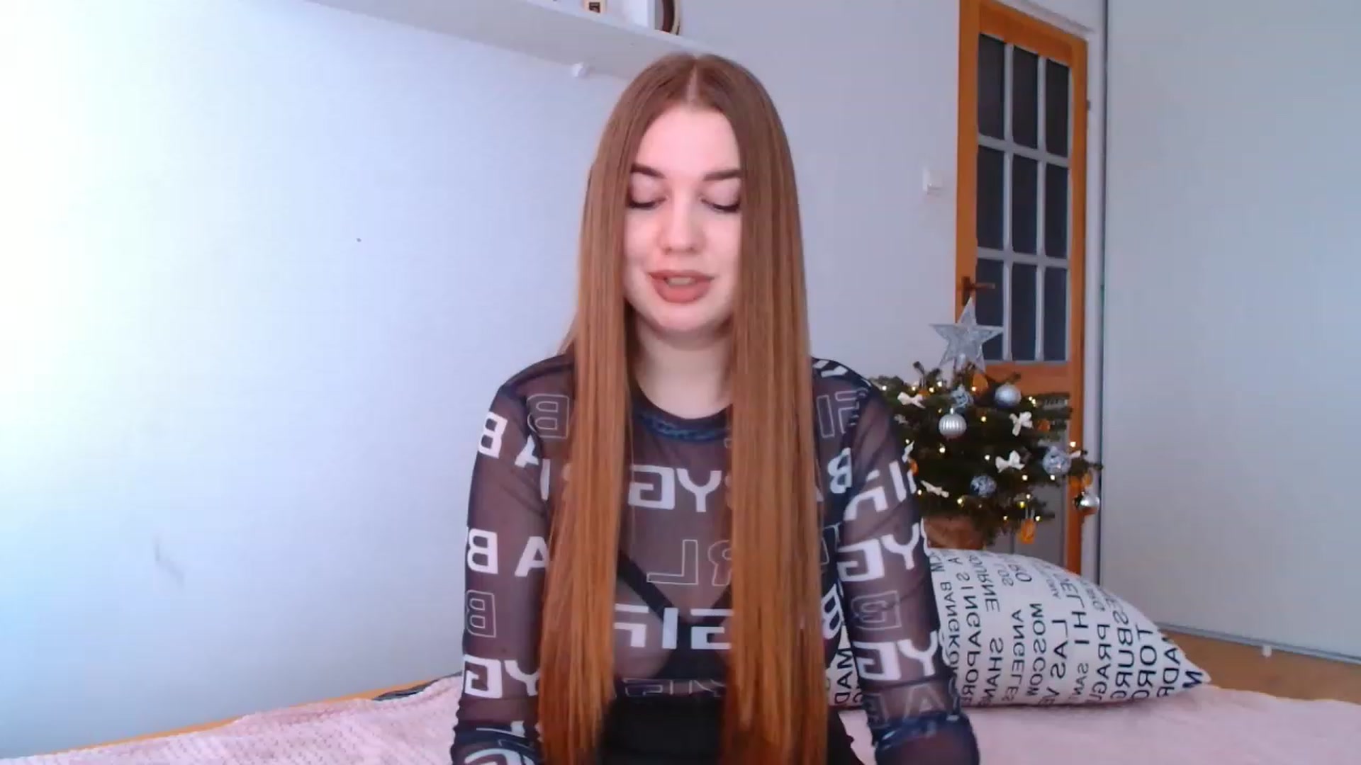 Gallery image thumbnail from IFlowersGirl's myfreecams stream on, 12/25/2022, 13:45 image 2 of 20