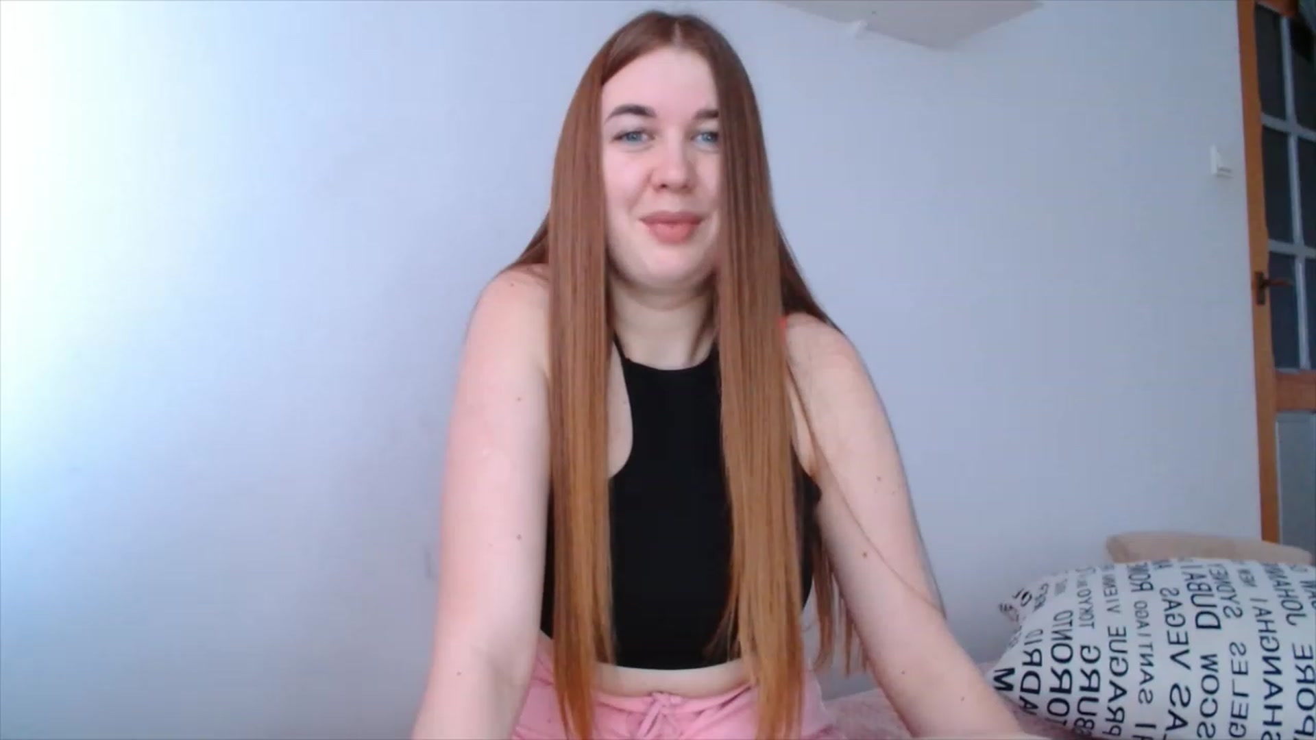 Gallery image thumbnail from IFlowersGirl's myfreecams stream on, 12/26/2022, 13:31 image 3 of 20