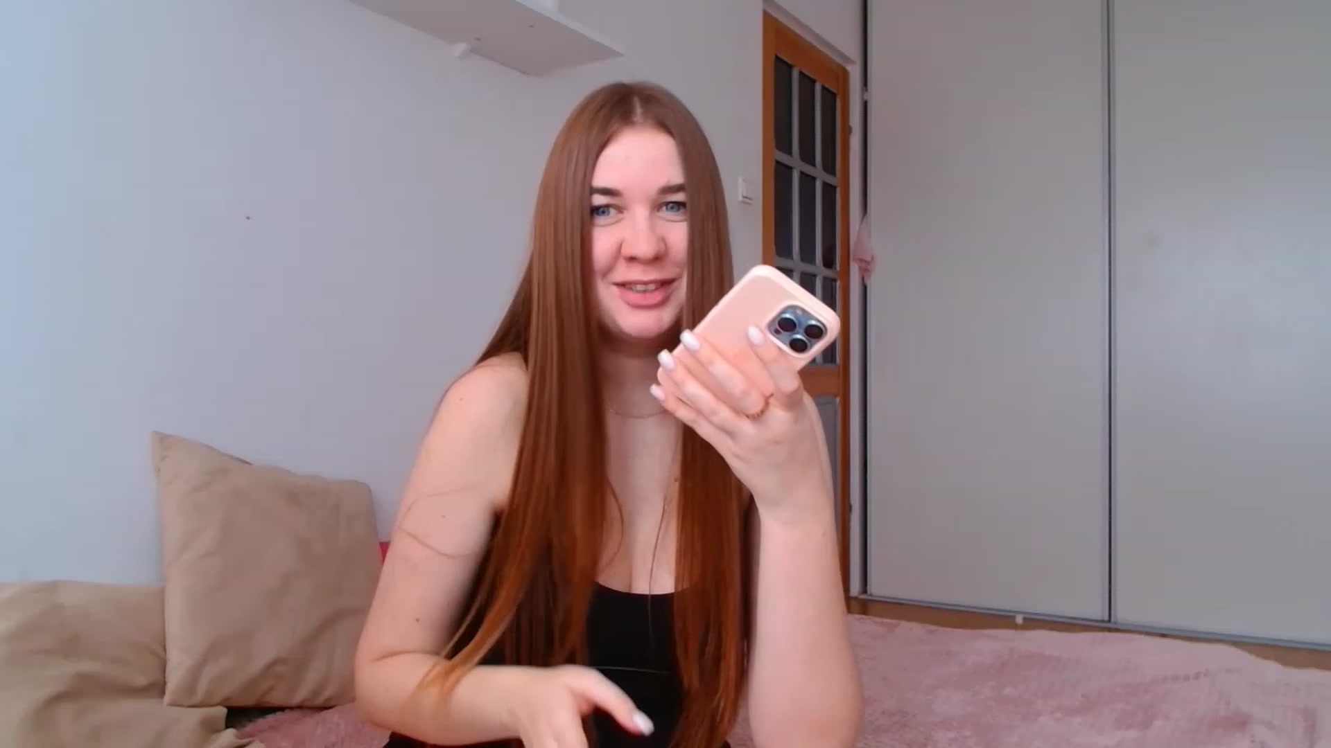 Gallery image thumbnail from IFlowersGirl's myfreecams stream on, 12/29/2022, 09:39 image 20 of 20