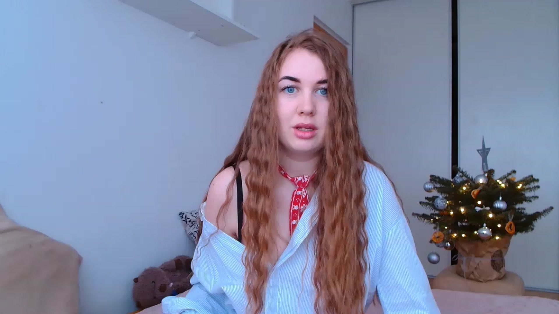 Gallery image thumbnail from IFlowersGirl's myfreecams stream on, 01/01/2023, 13:04 image 6 of 20