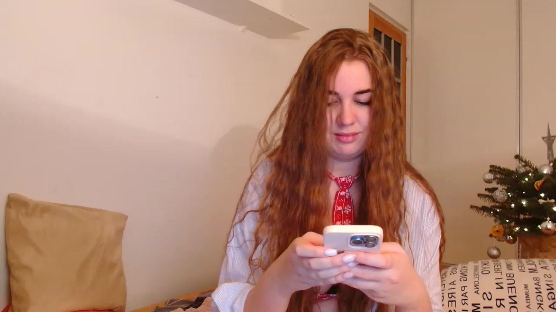 Gallery image thumbnail from IFlowersGirl's myfreecams stream on, 01/01/2023, 17:52 image 19 of 20