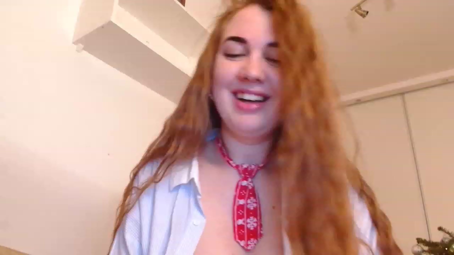 Gallery image thumbnail from IFlowersGirl's myfreecams stream on, 01/01/2023, 17:52 image 14 of 20