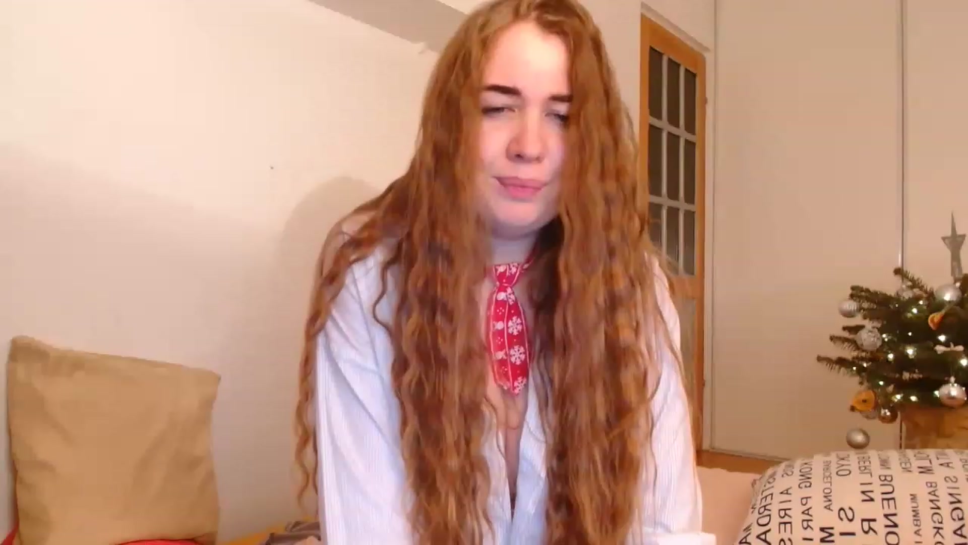 Gallery image thumbnail from IFlowersGirl's myfreecams stream on, 01/01/2023, 17:52 image 17 of 20