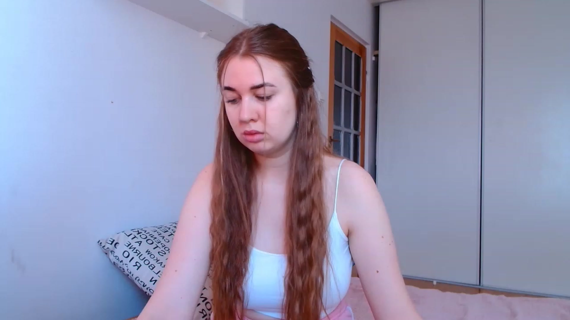 Gallery image thumbnail from IFlowersGirl's myfreecams stream on, 01/03/2023, 09:32 image 5 of 20