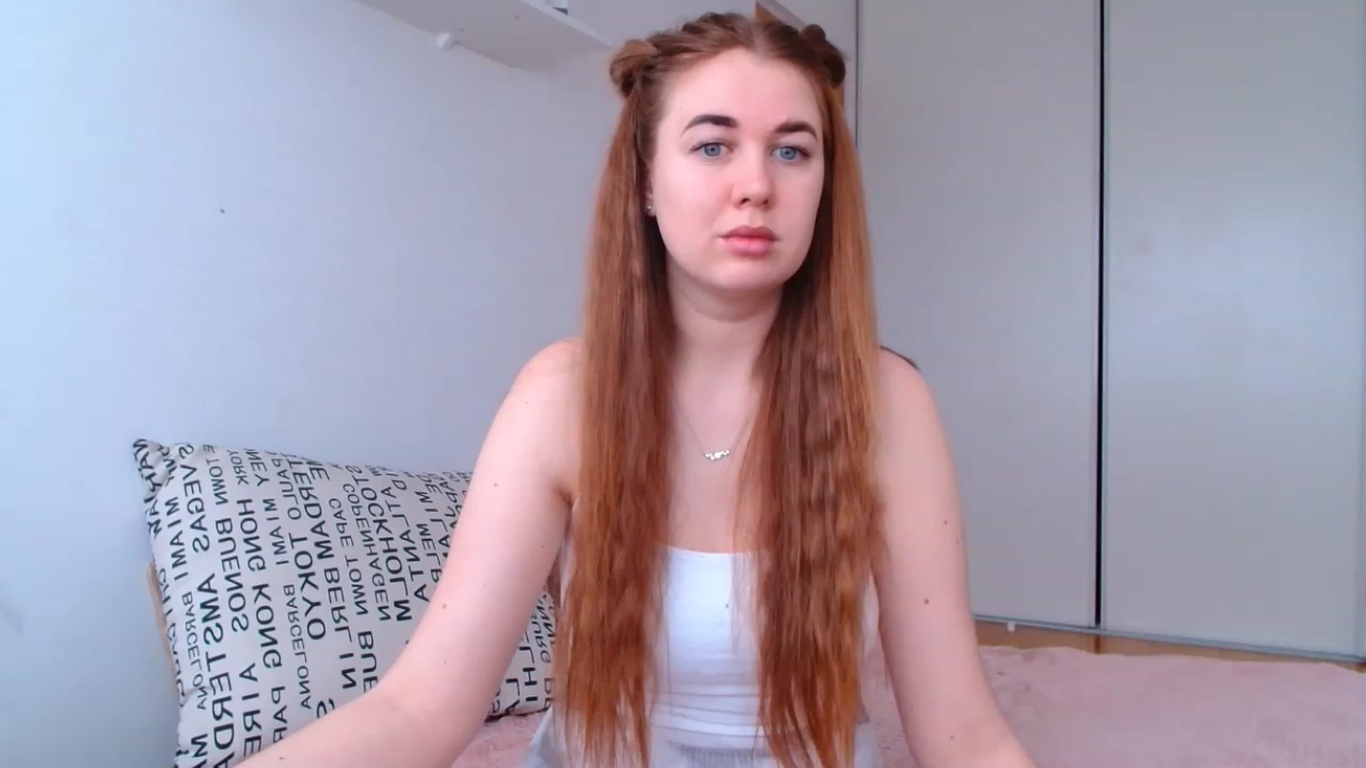 Gallery image thumbnail from IFlowersGirl's myfreecams stream on, 01/04/2023, 10:33 image 8 of 20