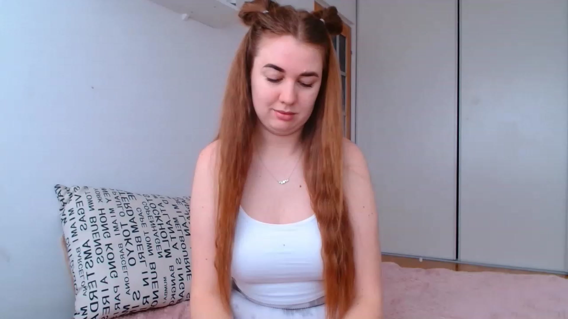Gallery image thumbnail from IFlowersGirl's myfreecams stream on, 01/04/2023, 10:33 image 19 of 20