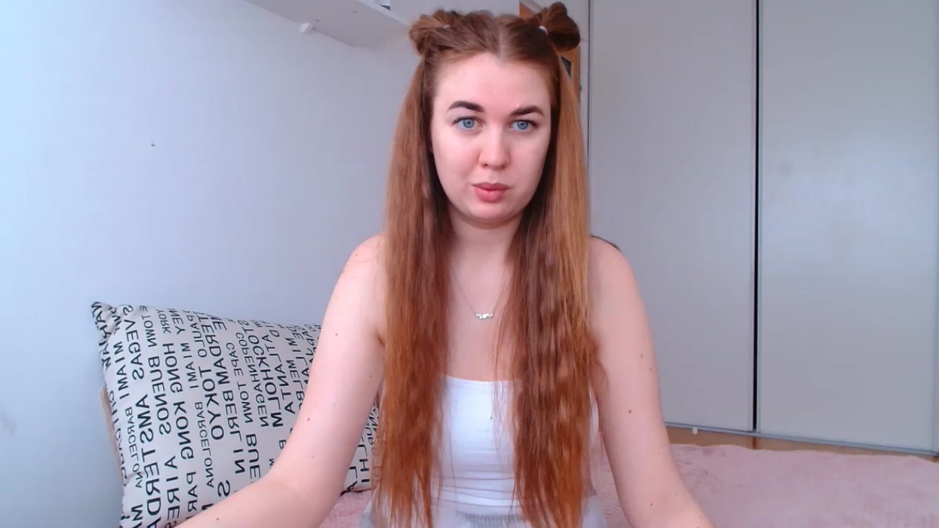 Gallery image thumbnail from IFlowersGirl's myfreecams stream on, 01/04/2023, 10:33 image 7 of 20