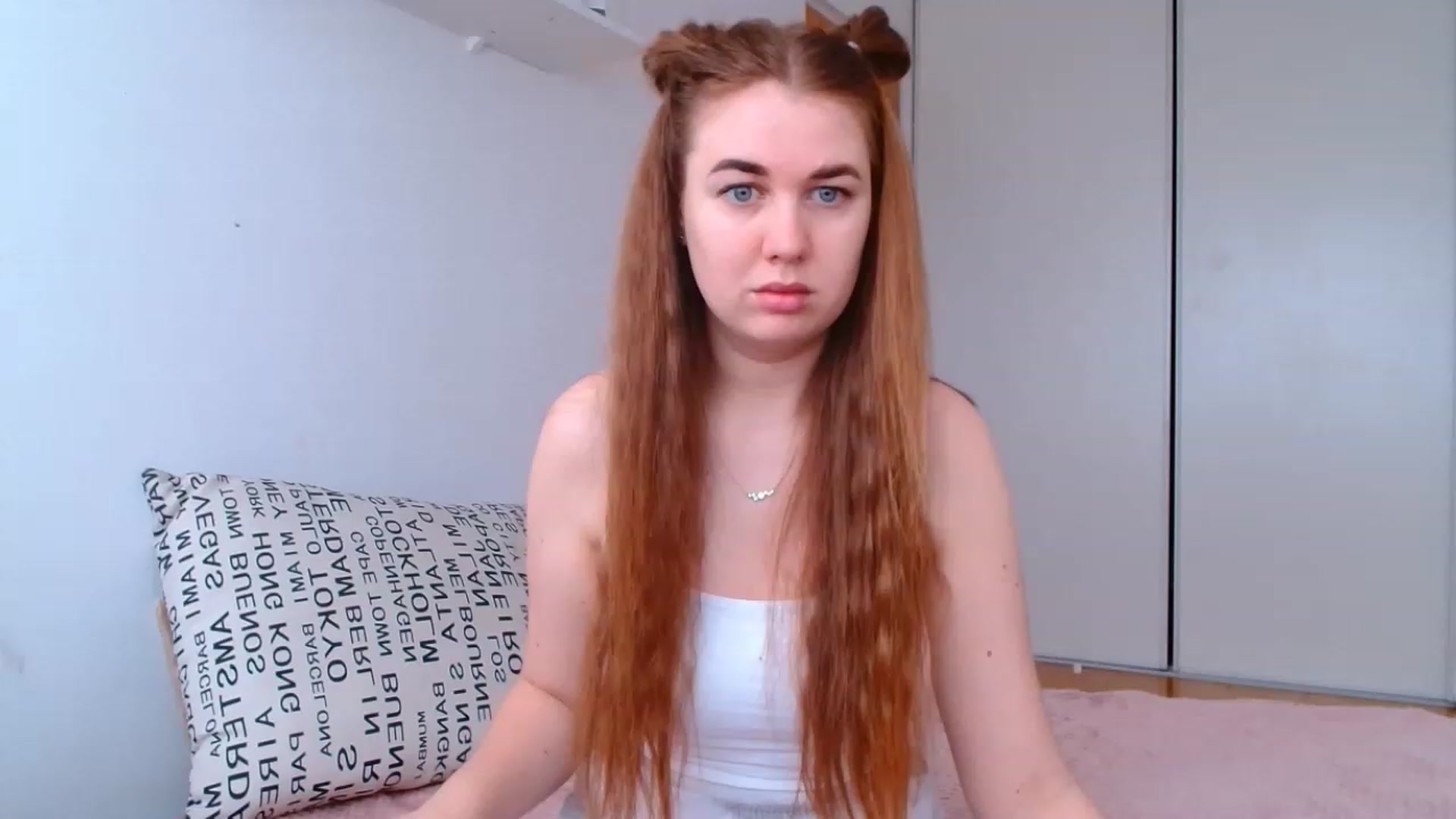 Gallery image thumbnail from IFlowersGirl's myfreecams stream on, 01/04/2023, 10:33 image 6 of 20