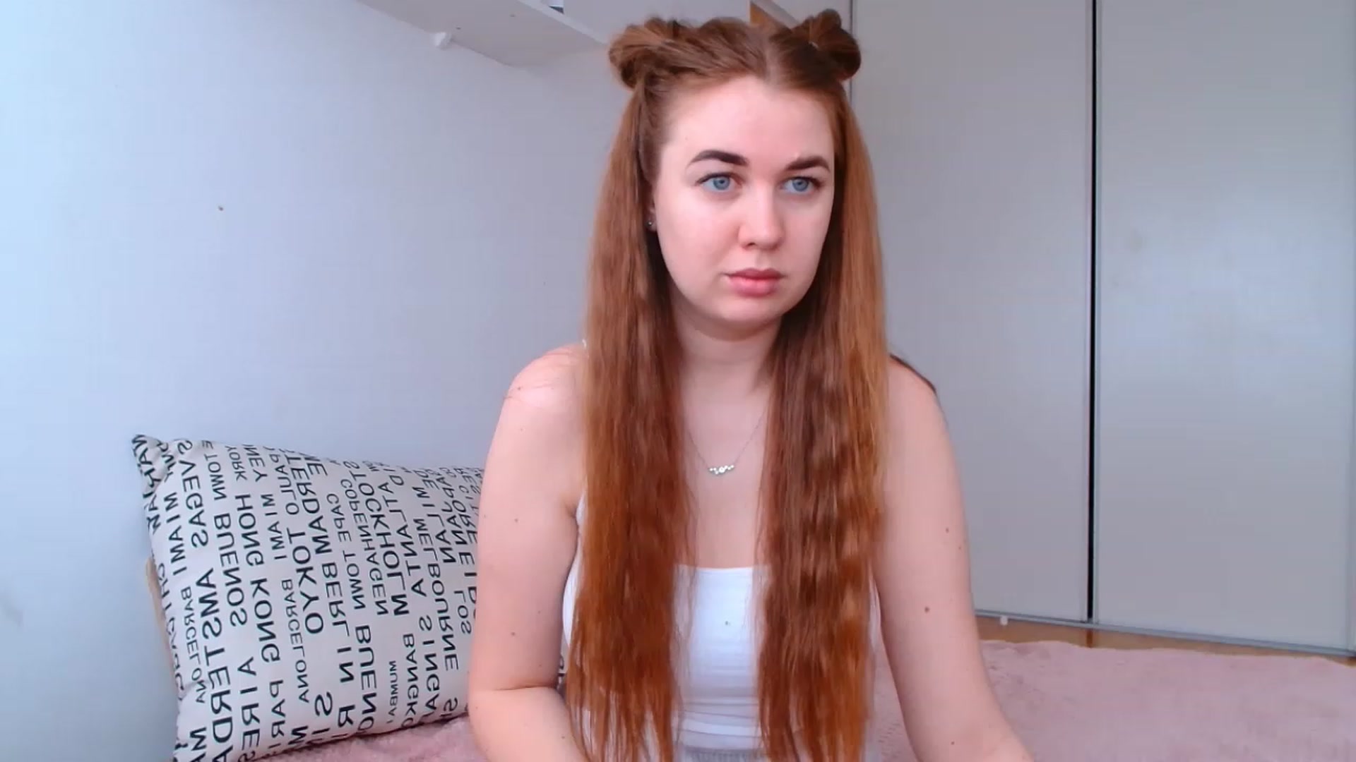 Gallery image thumbnail from IFlowersGirl's myfreecams stream on, 01/04/2023, 10:33 image 9 of 20