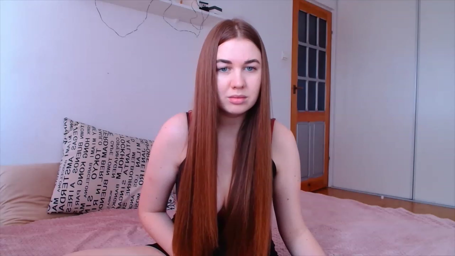 Gallery image thumbnail from IFlowersGirl's myfreecams stream on, 02/19/2023, 11:25 image 15 of 20