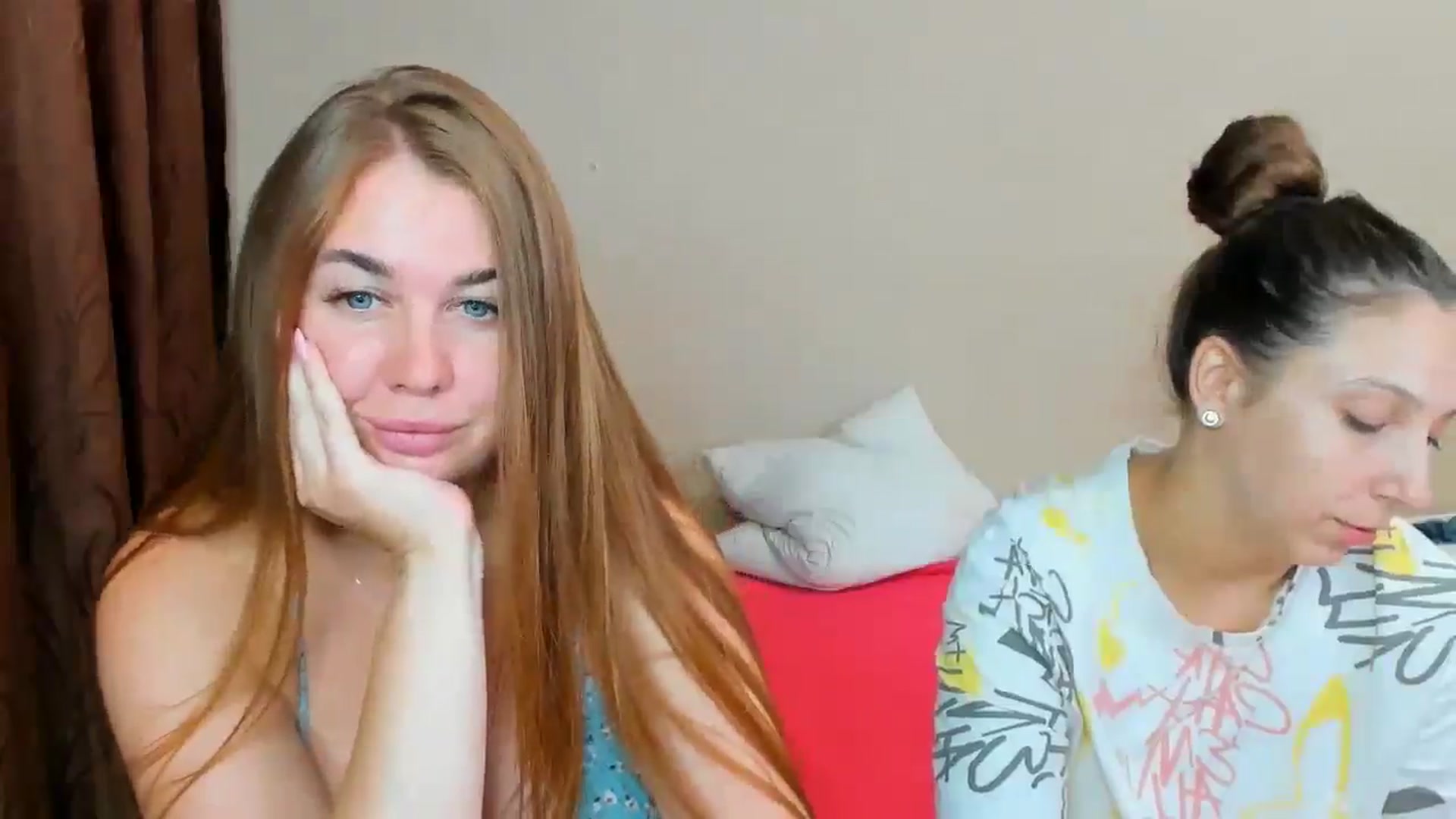 Gallery image thumbnail from IFlowersGirl's myfreecams stream on, 07/18/2024, 10:57 image 19 of 20