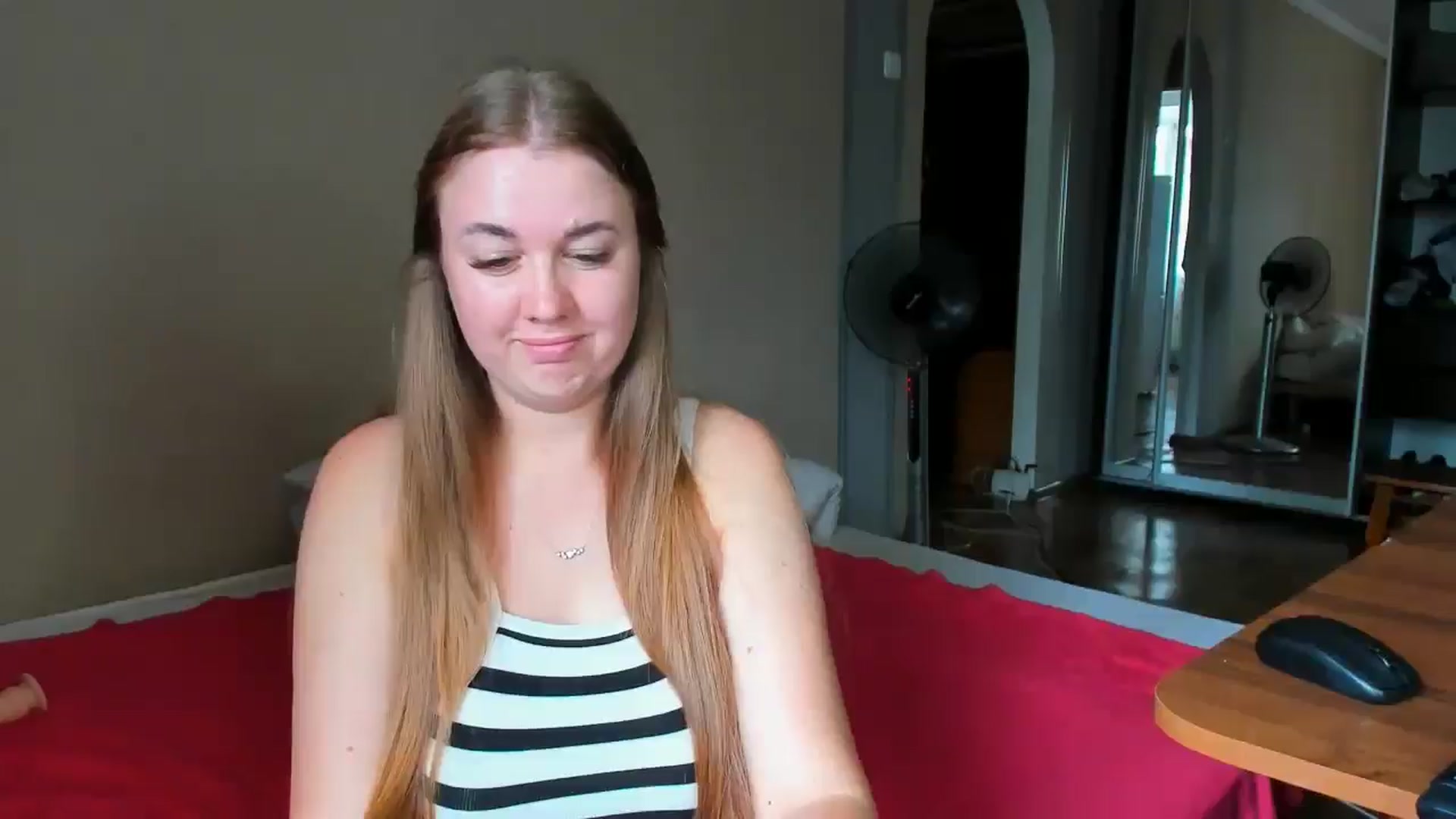 Gallery image thumbnail from IFlowersGirl's myfreecams stream on, 07/26/2024, 10:39 image 9 of 20