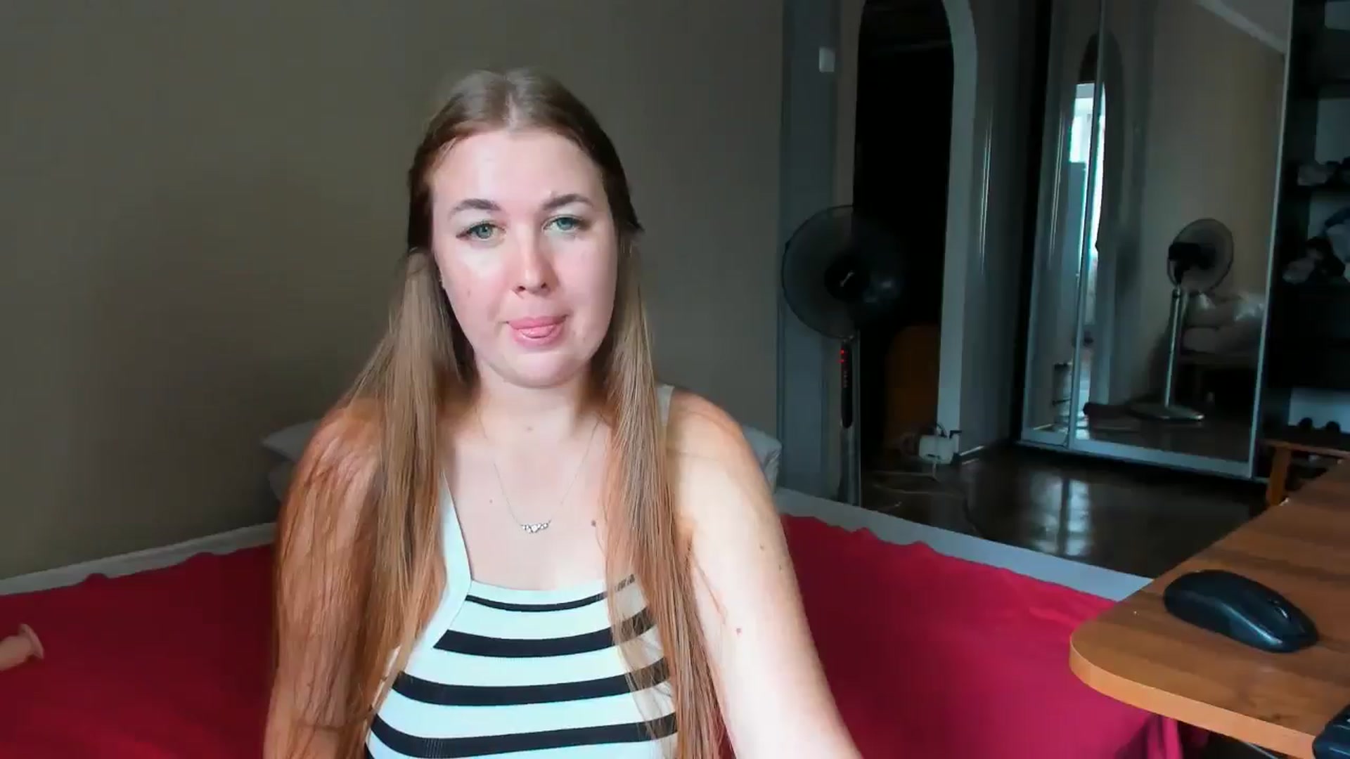 Gallery image thumbnail from IFlowersGirl's myfreecams stream on, 07/26/2024, 10:39 image 11 of 20