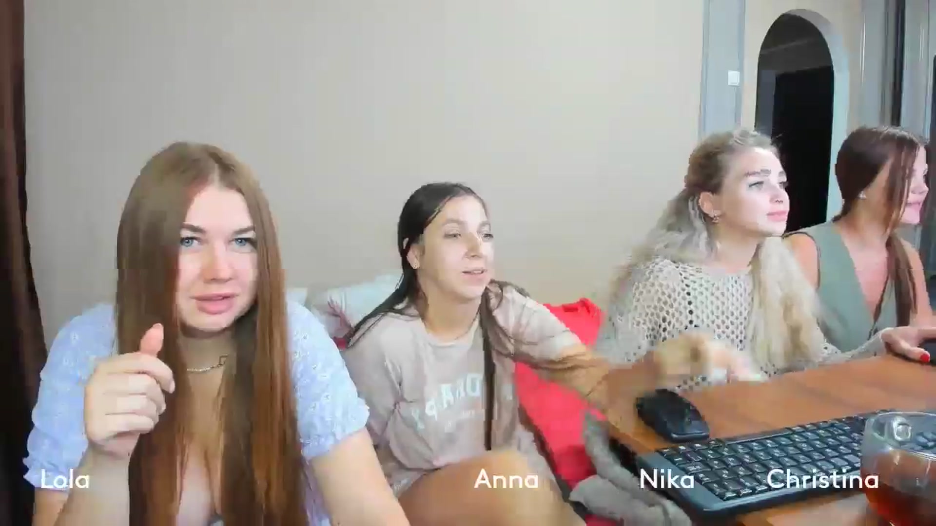 Gallery image thumbnail from IFlowersGirl's myfreecams stream on, 07/30/2024, 07:58 image 11 of 20