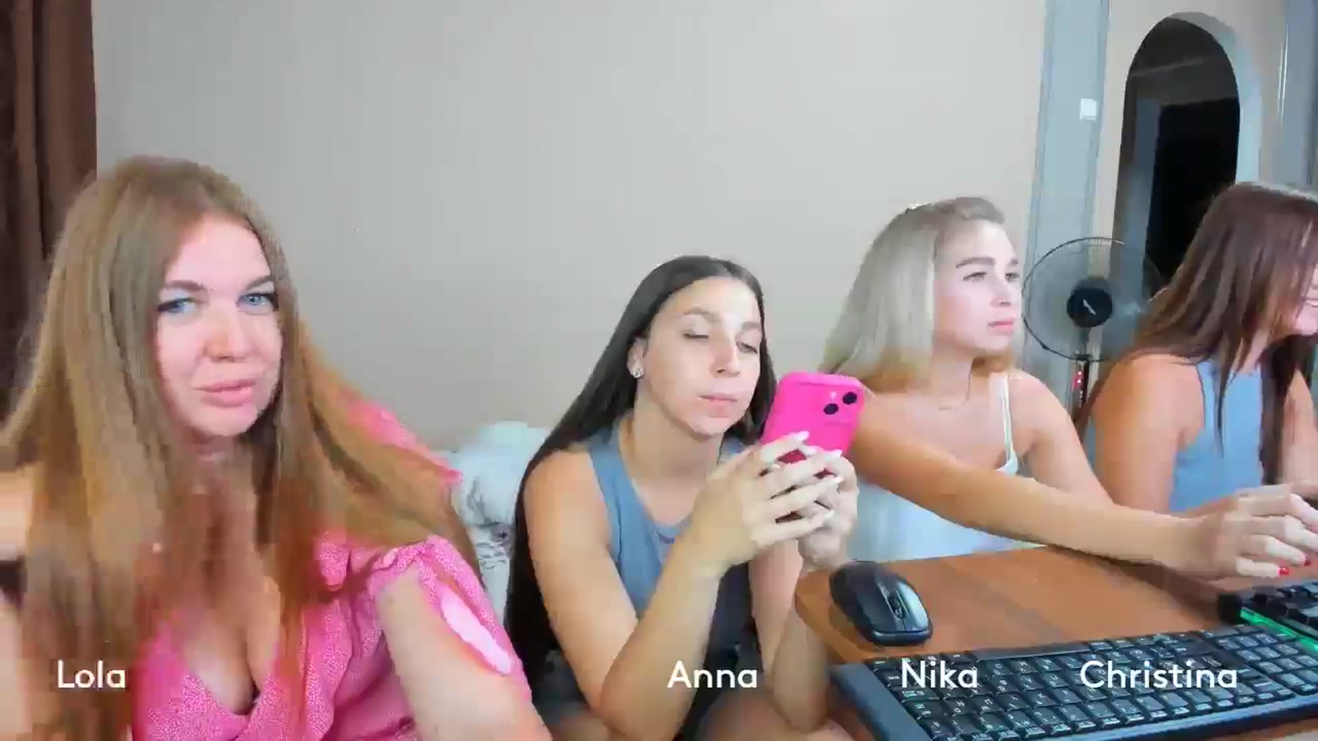 Gallery image thumbnail from IFlowersGirl's myfreecams stream on, 08/07/2024, 07:05 image 18 of 20