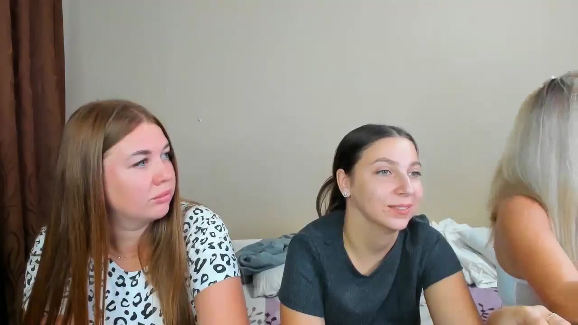 Gallery image thumbnail from IFlowersGirl's myfreecams stream on, 08/08/2024, 07:06 image 10 of 20