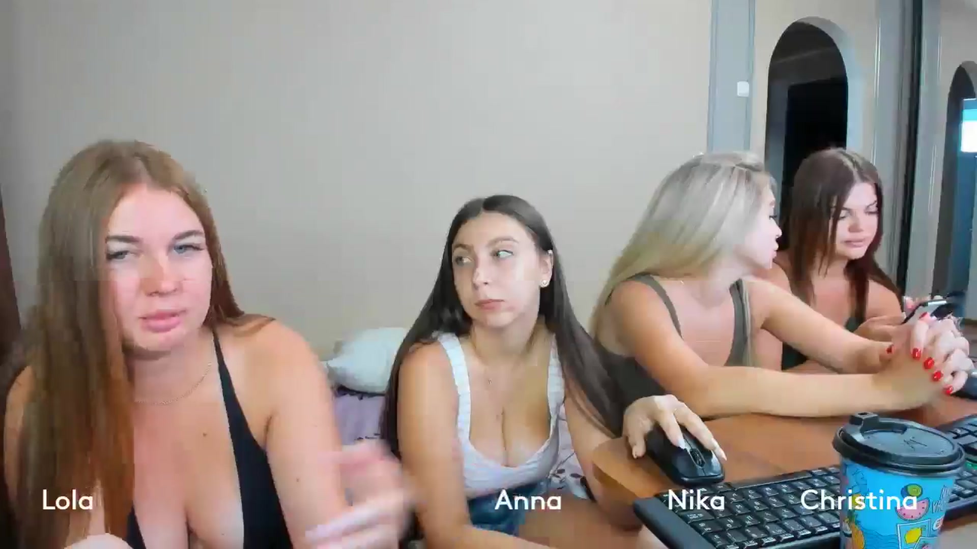 Gallery image thumbnail from IFlowersGirl's myfreecams stream on, 08/13/2024, 07:07 image 8 of 20