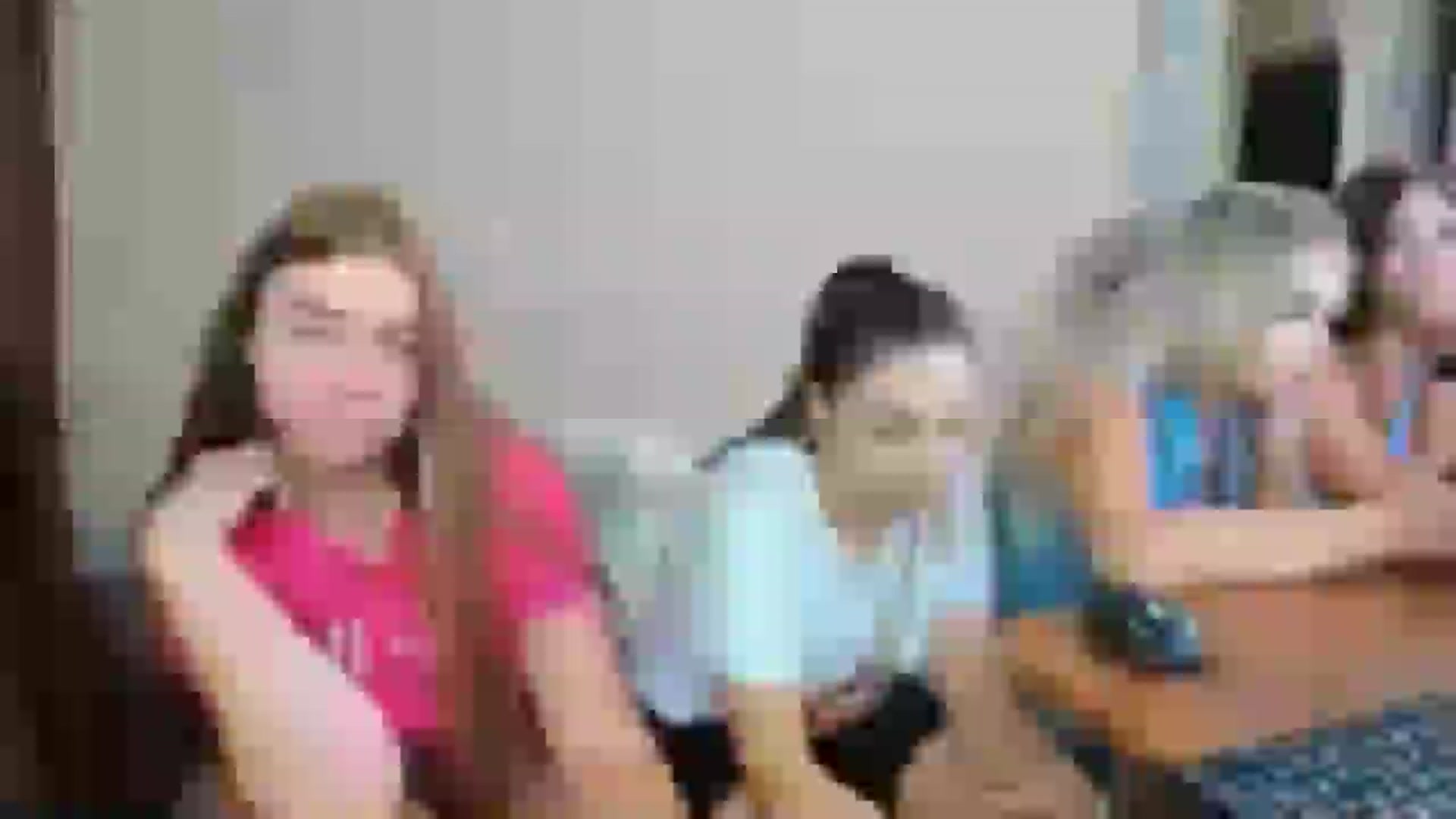 Gallery image thumbnail from IFlowersGirl's myfreecams stream on, 08/16/2024, 09:31 image 3 of 20