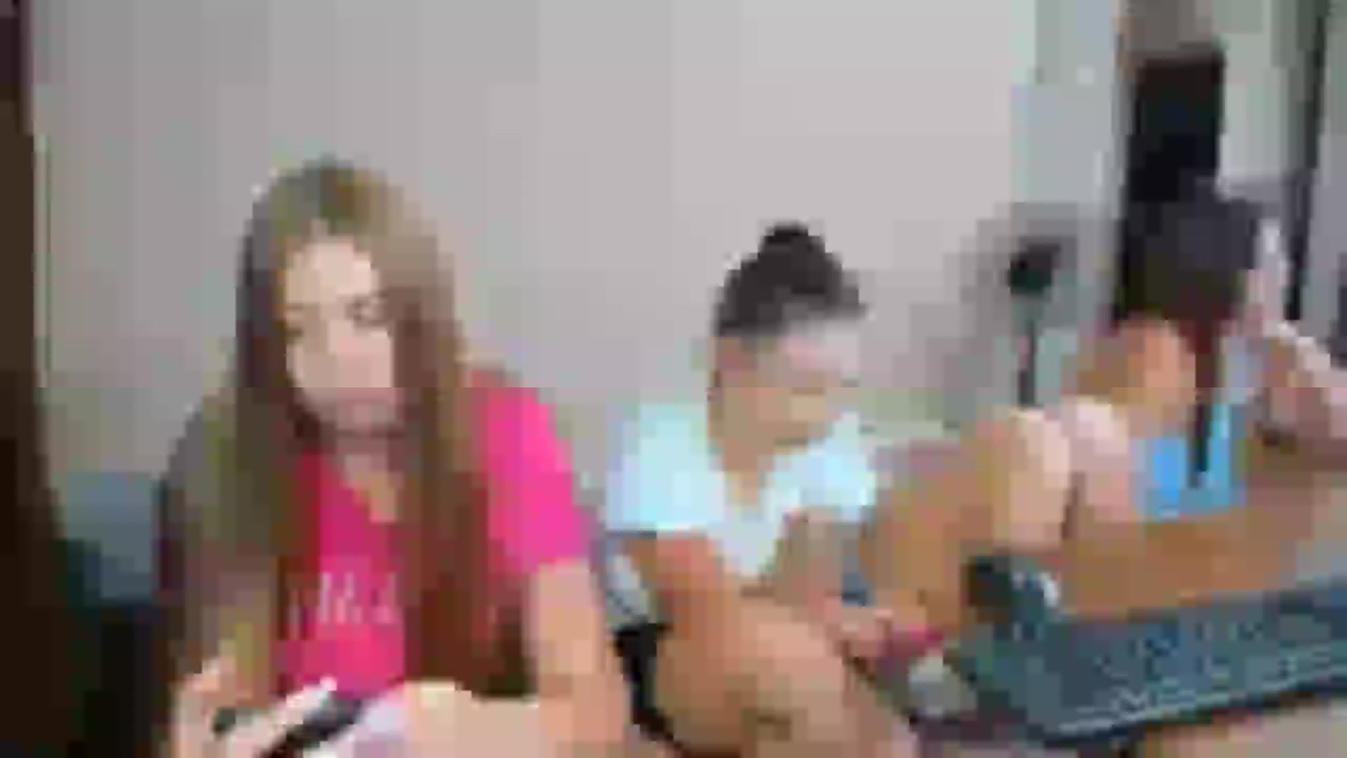 Gallery image thumbnail from IFlowersGirl's myfreecams stream on, 08/16/2024, 09:59 image 2 of 20