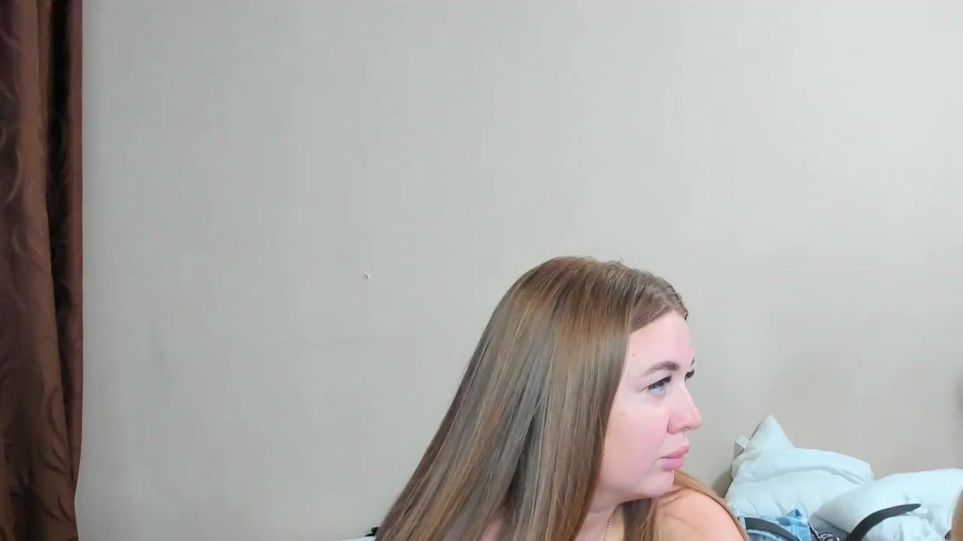 Gallery image thumbnail from IFlowersGirl's myfreecams stream on, 08/17/2024, 09:02 image 18 of 20