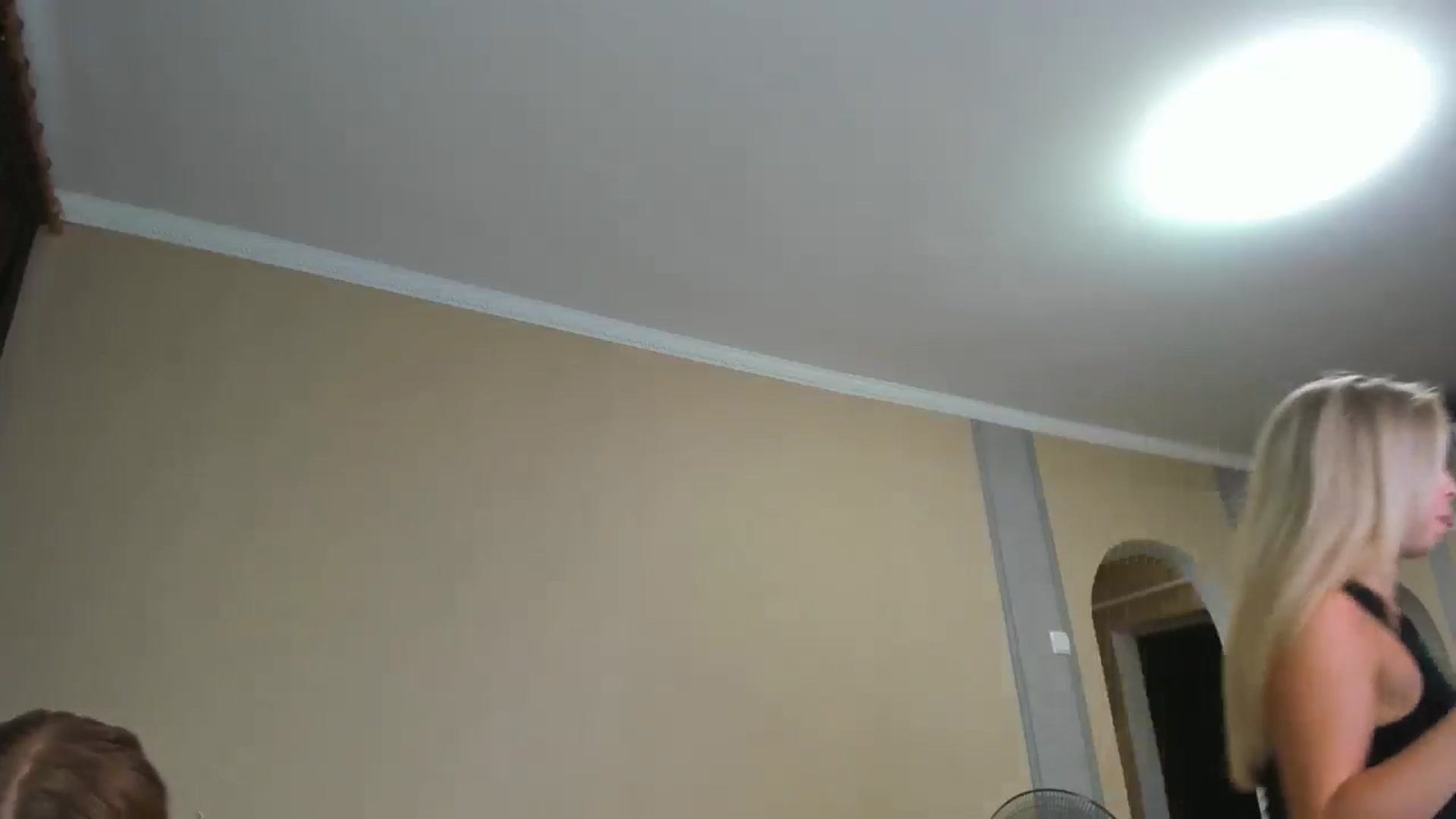 Gallery image thumbnail from IFlowersGirl's myfreecams stream on, 08/17/2024, 10:23 image 5 of 20