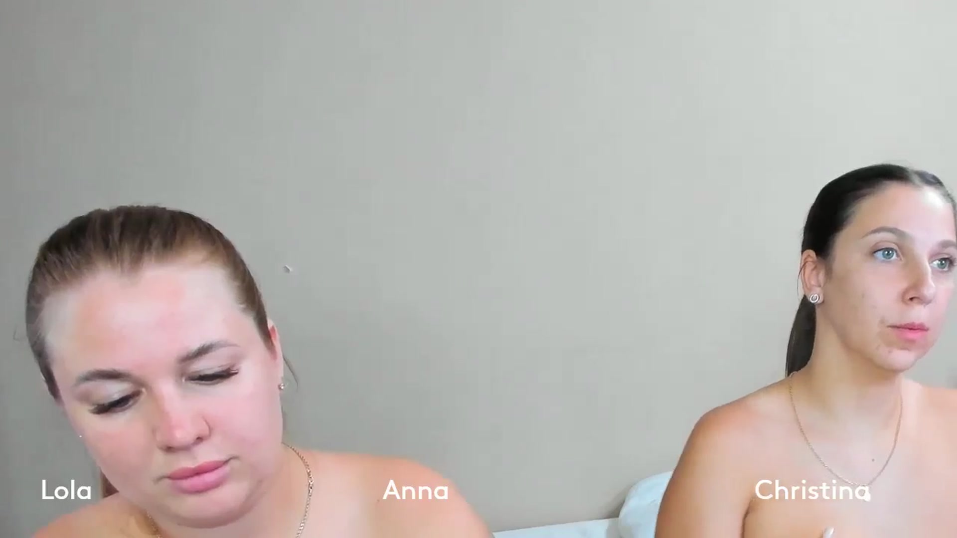 Gallery image thumbnail from IFlowersGirl's myfreecams stream on, 08/18/2024, 11:38 image 6 of 20